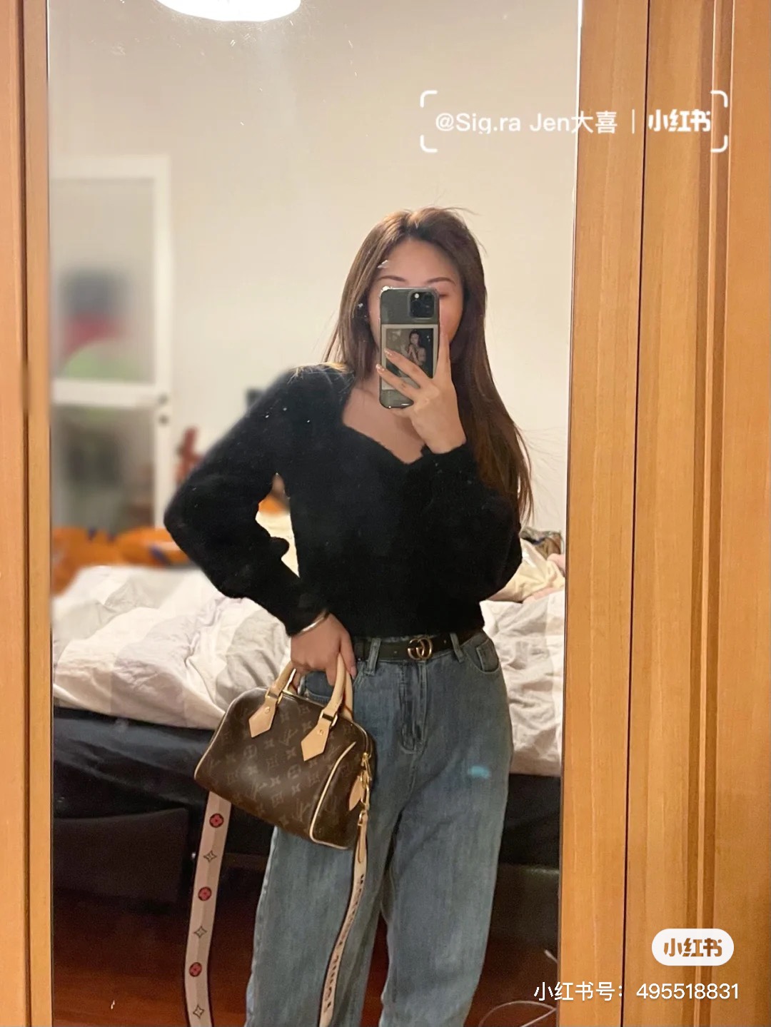 M45957 On-body photos……… - Bag 9