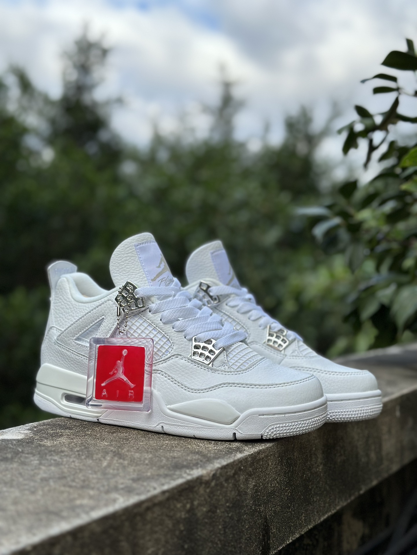 ¡¡Original puro‼️ Original puro, de fábrica‼️ Air Jordan AJ4 Retro Blanco Puro con Hebilla Plateada, versión …