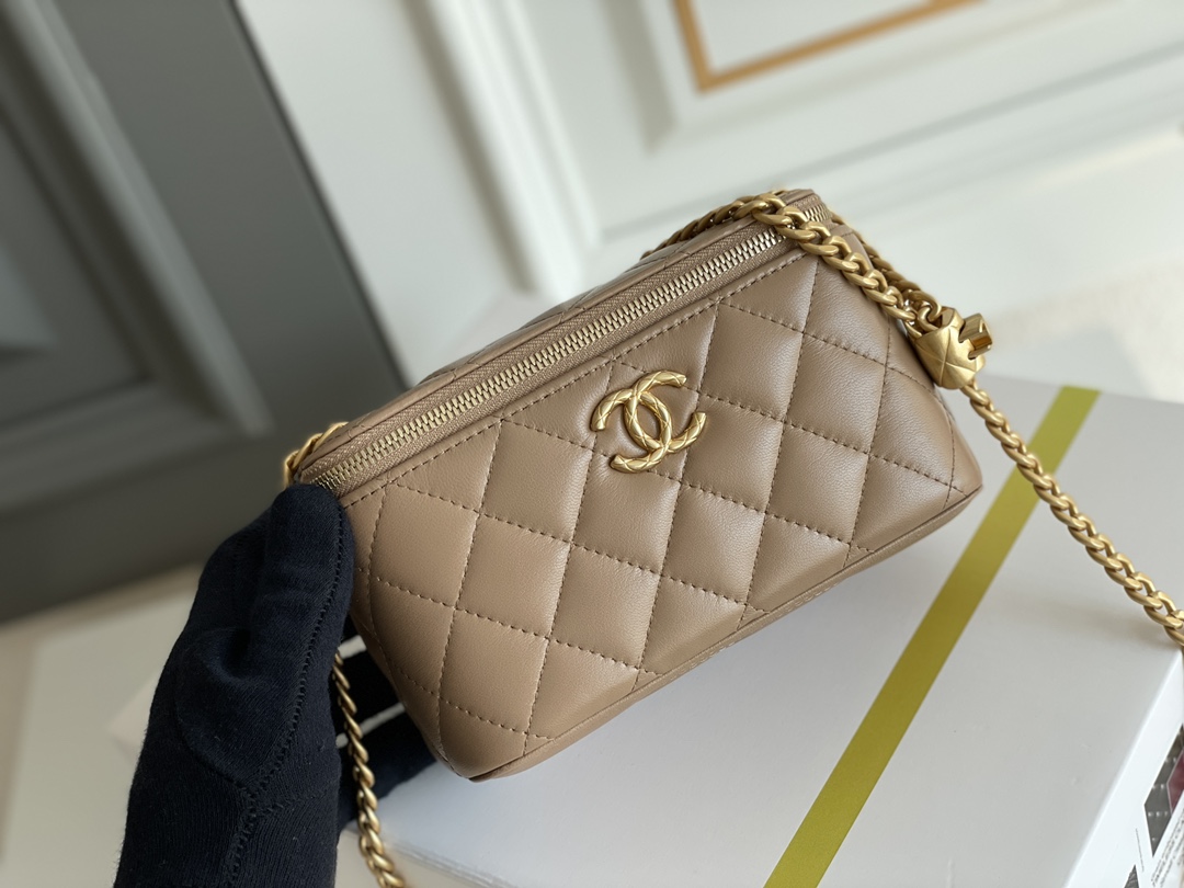 🌼现货 白金版▪️正品级 包装如图𝑪𝒉𝒂𝒏𝒆𝒍 22𝒌秋冬小金柱调节链长盒子 奶茶色𝟸𝟸𝚔秋冬新品必入系