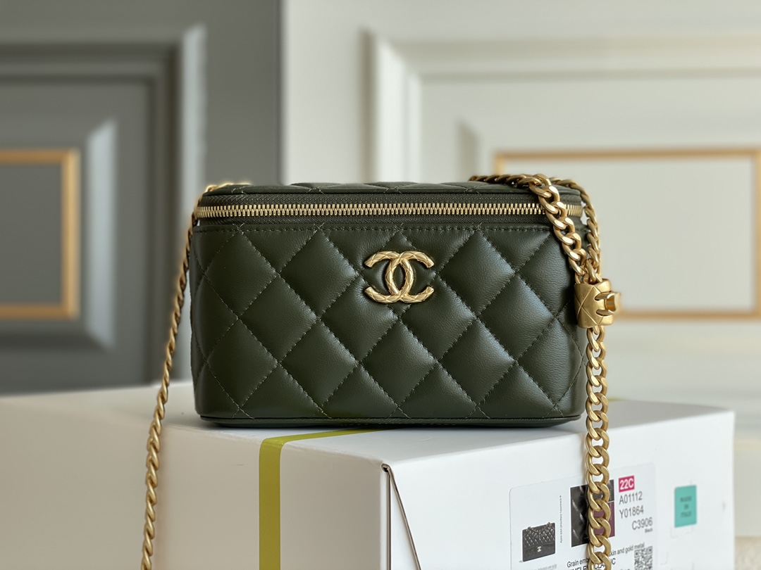 🌼现货 白金版▪️正品级 包装如图𝑪𝒉𝒂𝒏𝒆𝒍 22𝒌秋冬小金柱调节链长盒子 橄榄绿𝟸𝟸𝚔秋冬新品必入系