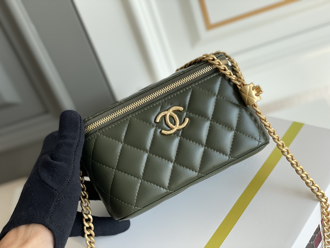 🌼现货 白金版▪️正品级 包装如图𝑪𝒉𝒂𝒏𝒆𝒍 22𝒌秋冬小金柱调节链长盒子 橄榄绿𝟸𝟸𝚔秋冬新品必入系