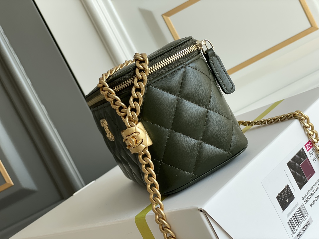 🌼现货 白金版▪️正品级 包装如图𝑪𝒉𝒂𝒏𝒆𝒍 22𝒌秋冬小金柱调节链长盒子 橄榄绿𝟸𝟸𝚔秋冬新品必入系