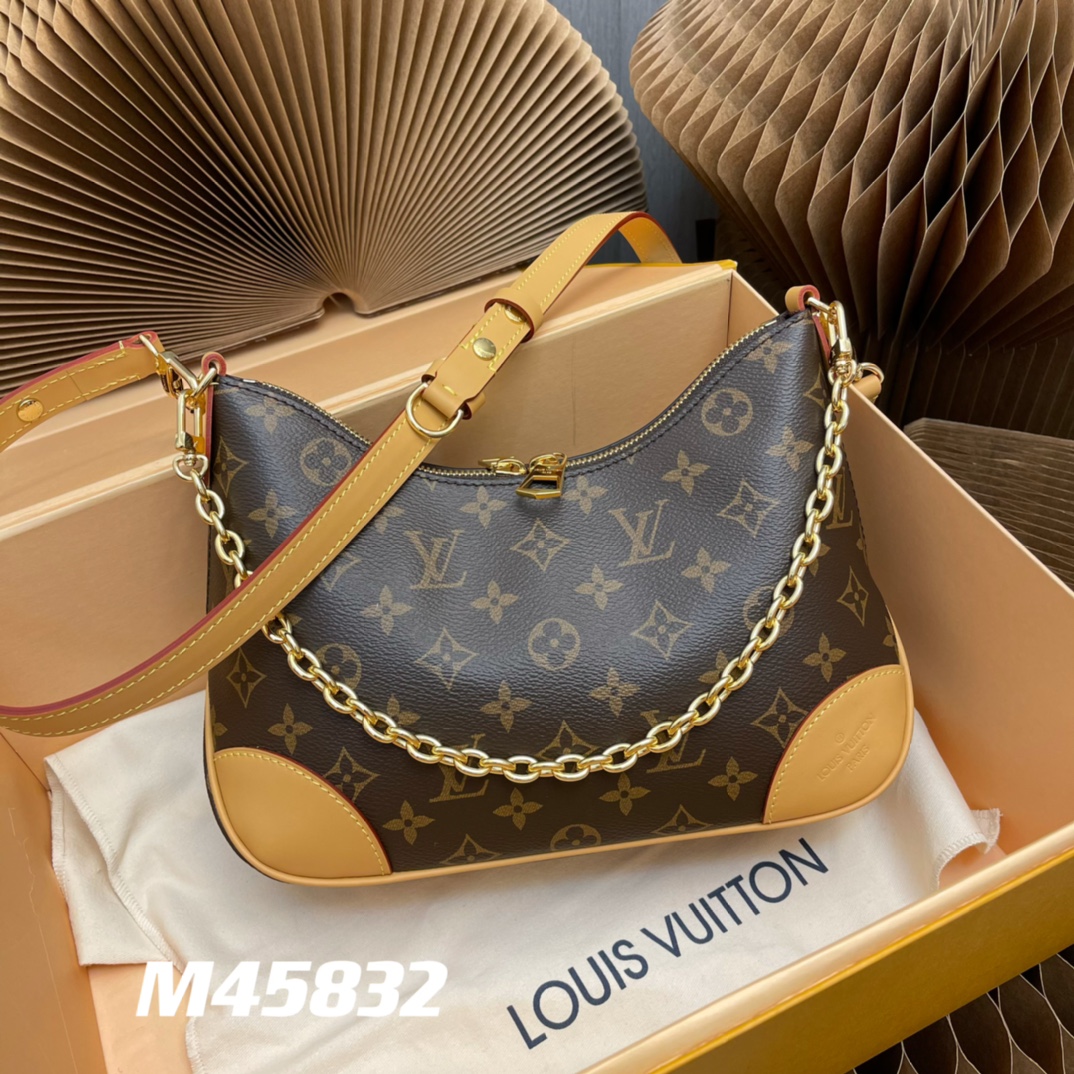 M45832 Odeon PM Handbag in Monogram Canvas with tan leather trim evokes - Bag