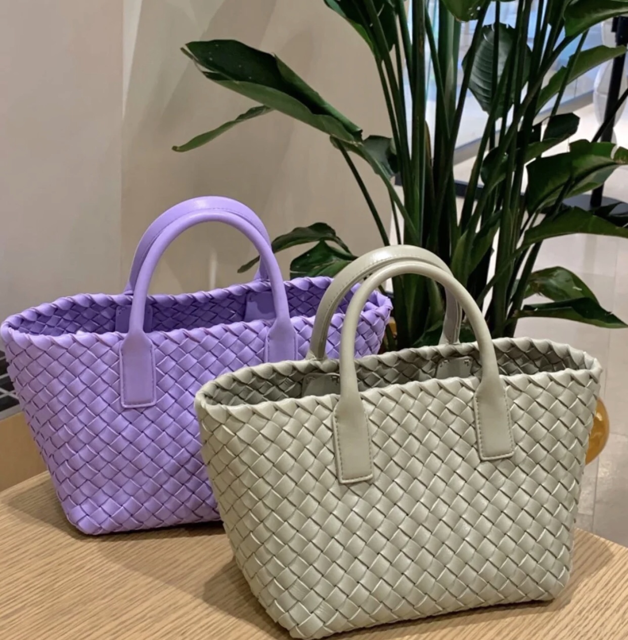 Bottega Veneta Product _deZqfyBtmNv1AmgcitblfUMZbhts0RaSH8oWNEw