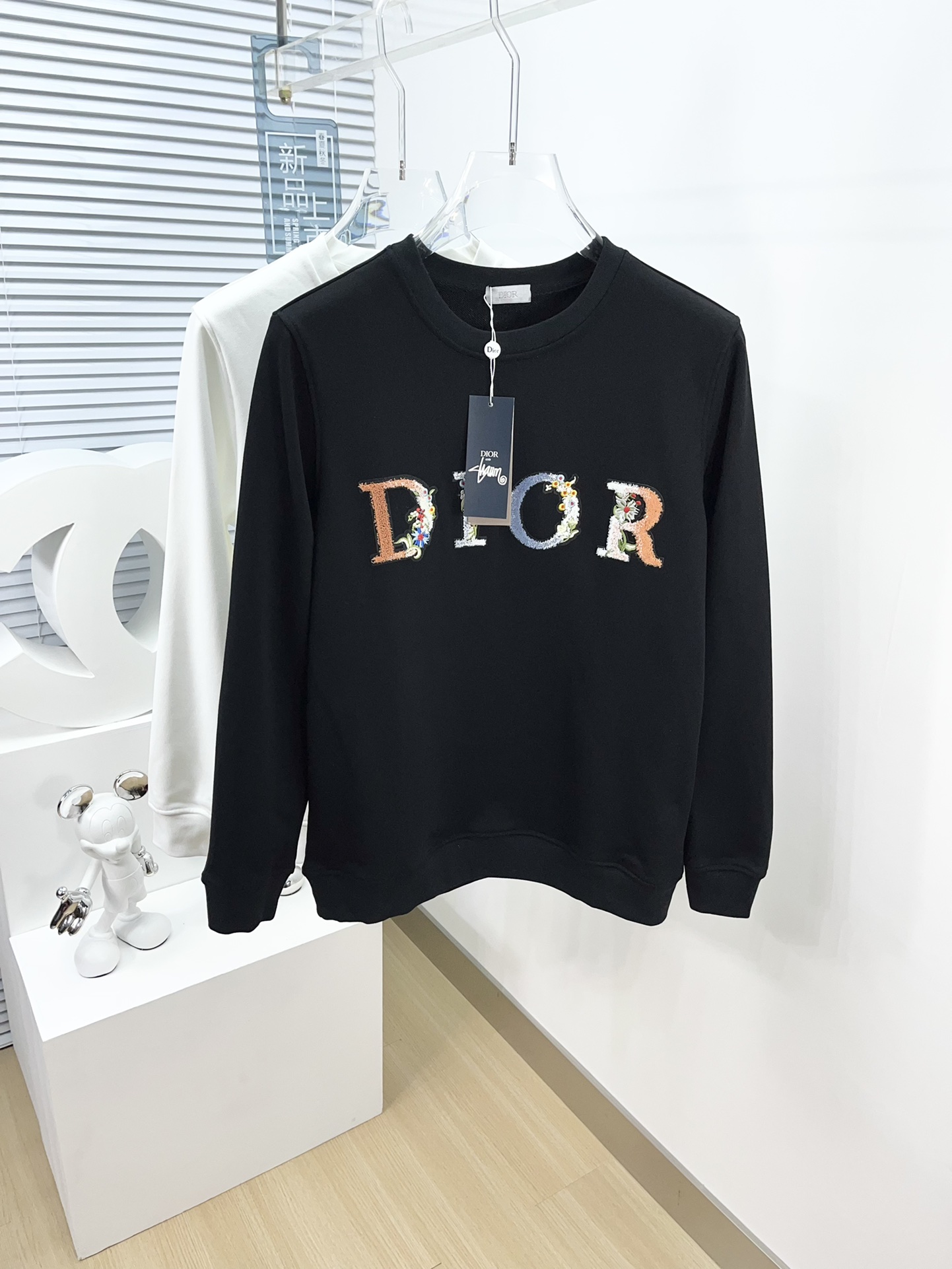 The Quality Replica
 Dior Buy Clothing Sweatshirts Embroidery Cotton Fall/Winter Collection Casual