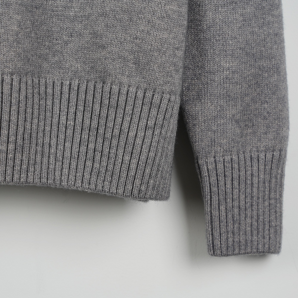 High-End Women’s Clothing: Wool Knit Sweaters with Twilight Collars by Ami - 图片 4