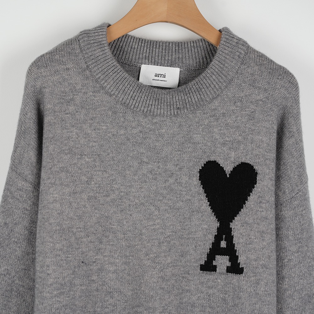 High-End Women’s Clothing: Wool Knit Sweaters with Twilight Collars by Ami - 图片 2