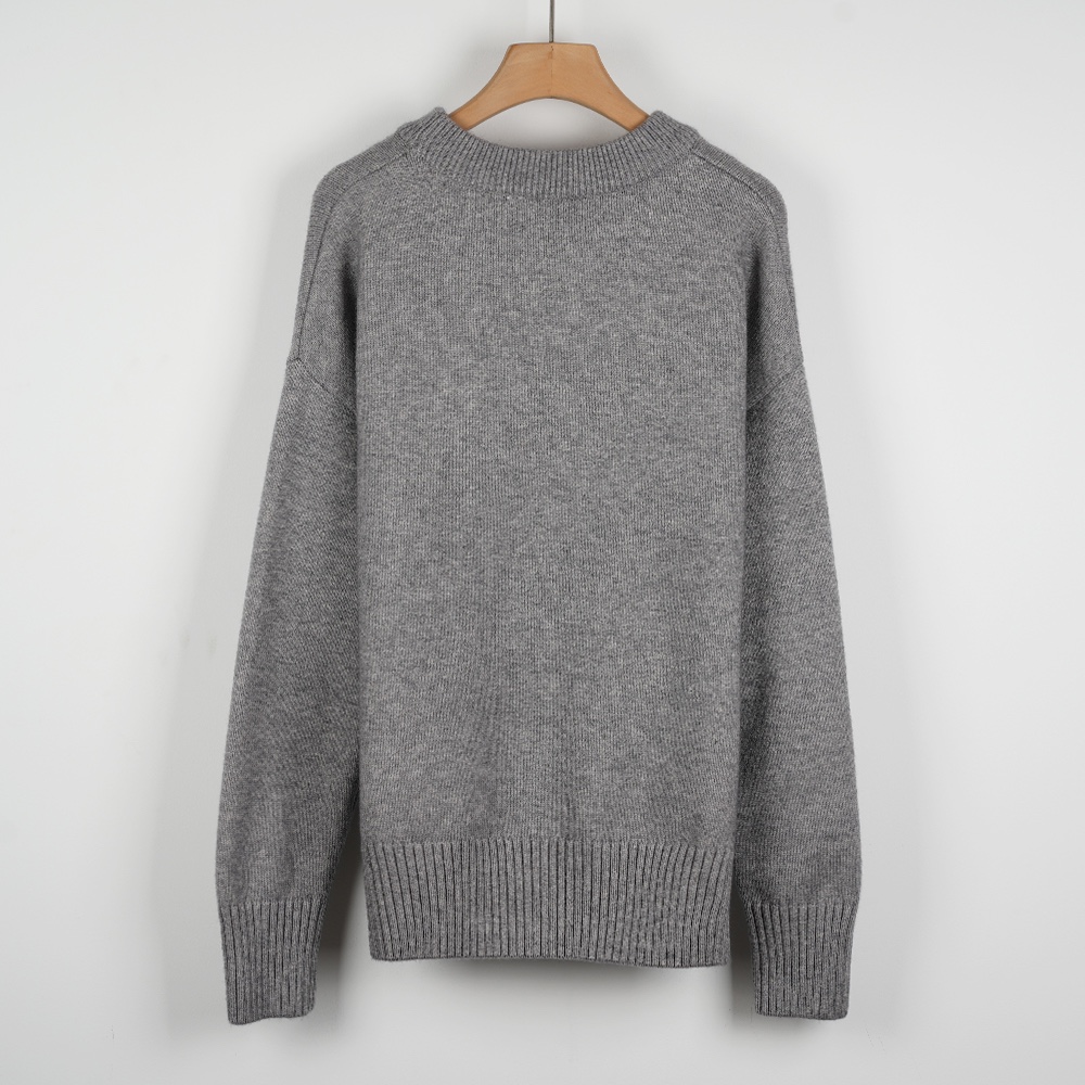 High-End Women’s Clothing: Wool Knit Sweaters with Twilight Collars by Ami - 图片 9
