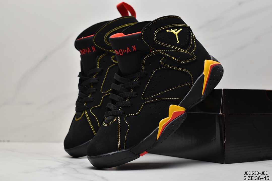 150 乔丹Jordan官方耐克乔丹AIR JORDAN 7 RETRO 休闲文化运动鞋