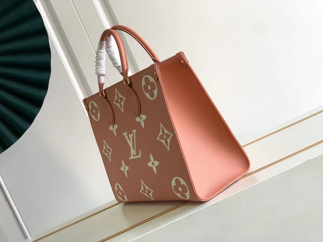 Givenchy Classic Handcrafted Luxury Leather Shoulder Bag Ref.5C12DA3B 2