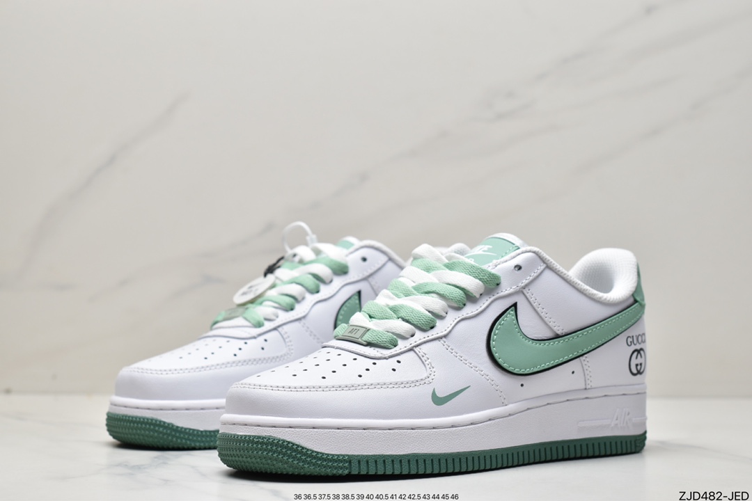 240 Nike Air Force 1 React LV8 白黑金 DA8481-100