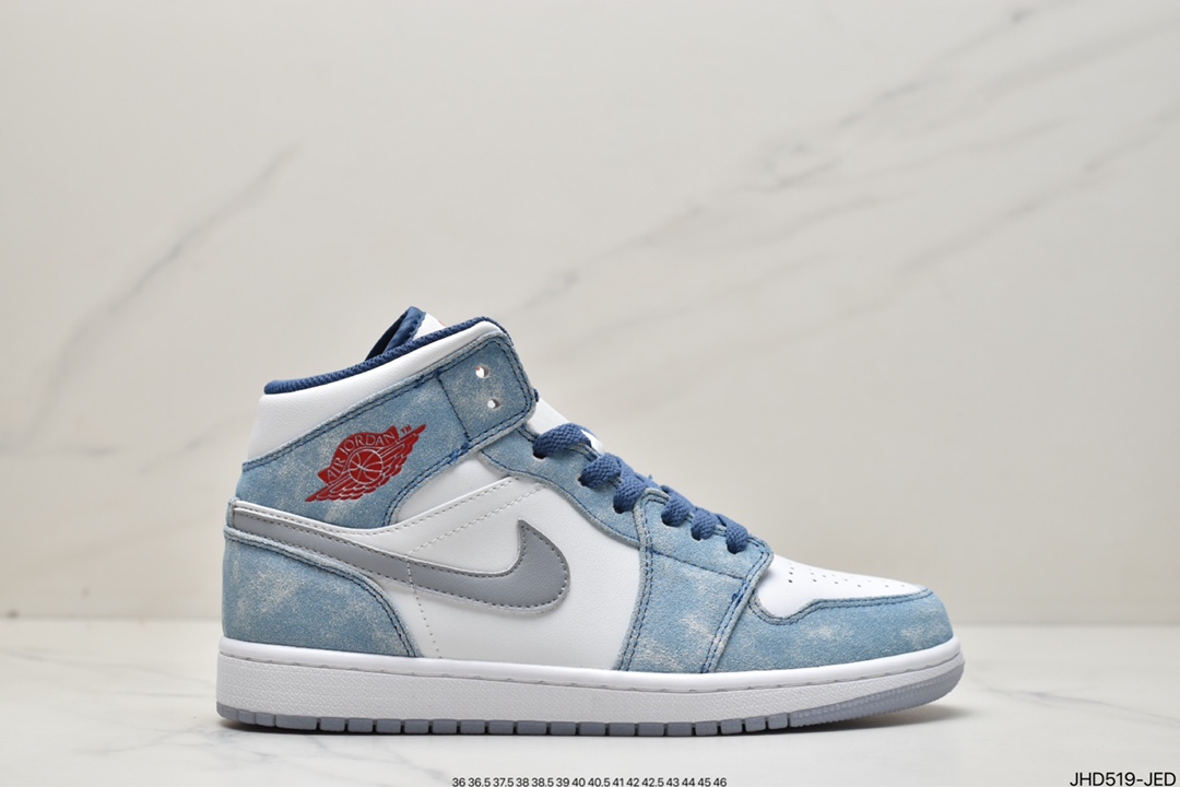 190 Air Jordan 1 Mid “French Blue ”水洗蓝整体鞋身框架采用水洗质感的蓝色呈现DN3706-401
