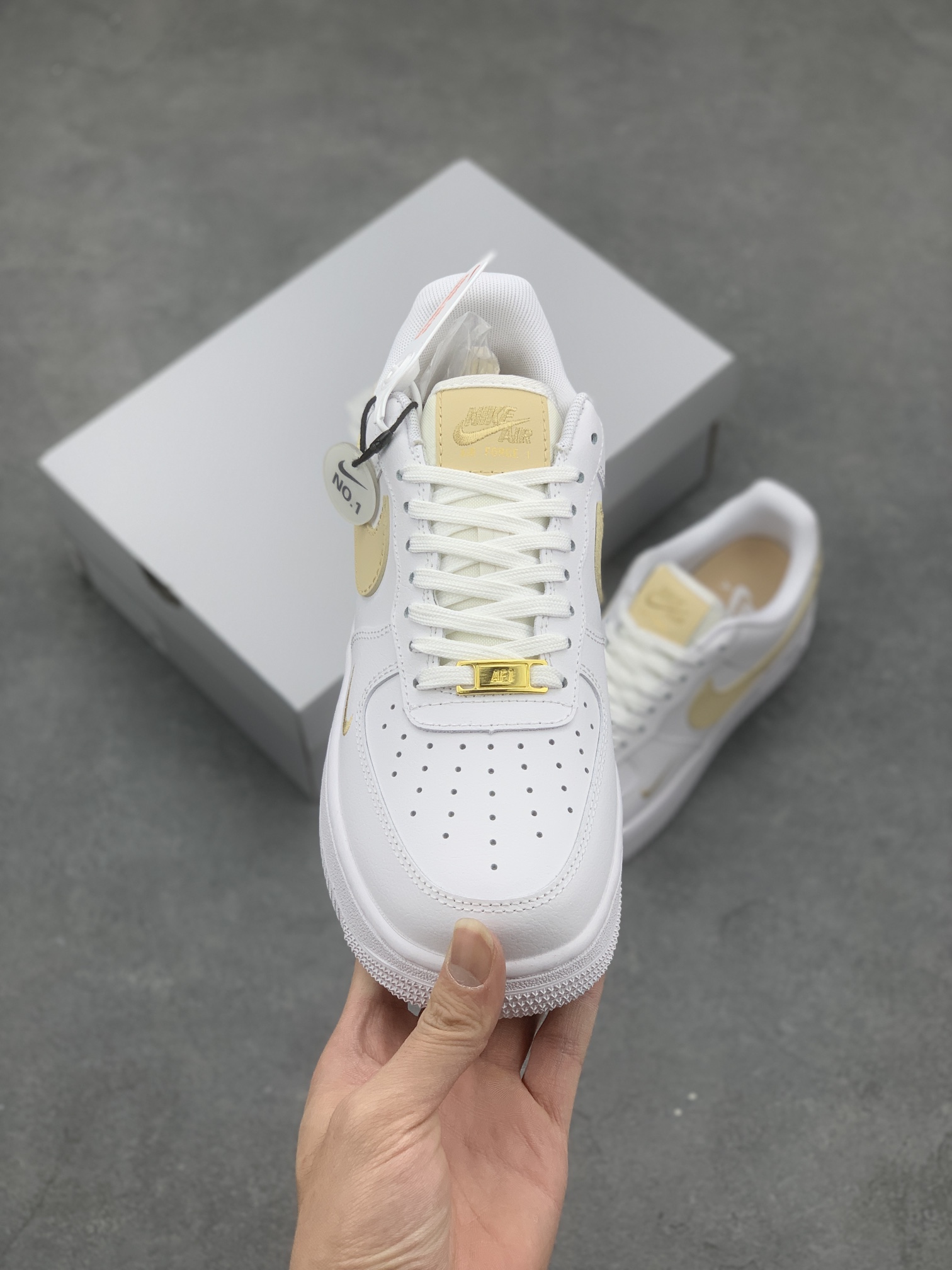 Nike Air Force 1 Low: Versatile, Comfortable, and Stylish Sneakers for Everyday Wear 3 i1667077290 8187 1
