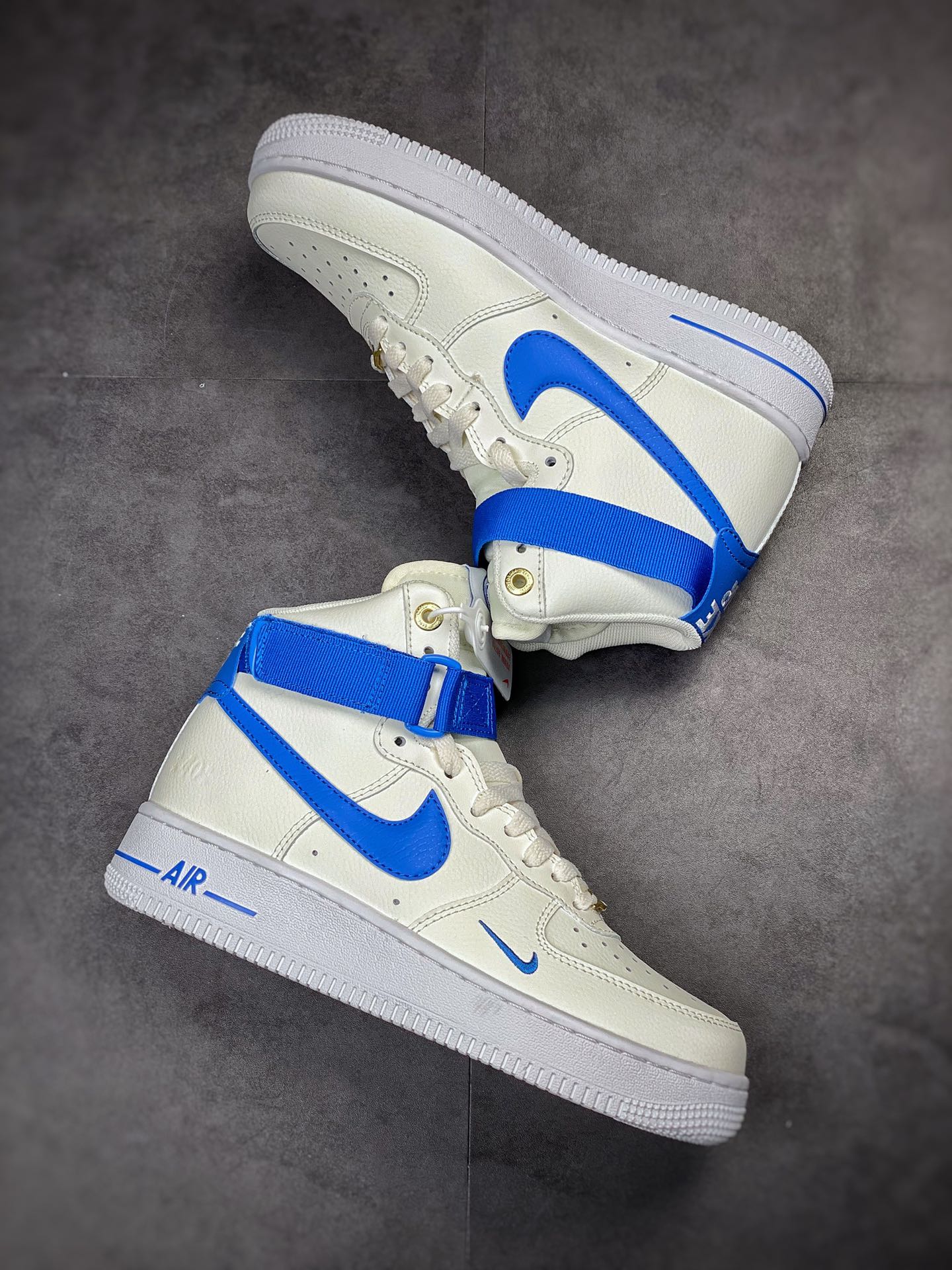 Nike Air Force 1 High SE 40th Anniversary White Blue DQ7584-100-Top High Quatity Cheap Sneakers Fashion Clothing Clothes Bags handbags Shoes of all Brand wholesale With The best Quality And Beautiful Price from China Factory Chinese suppliers wholesaler seller Nike Air Force 1 High SE 40th Anniversary White Blue DQ7584-100