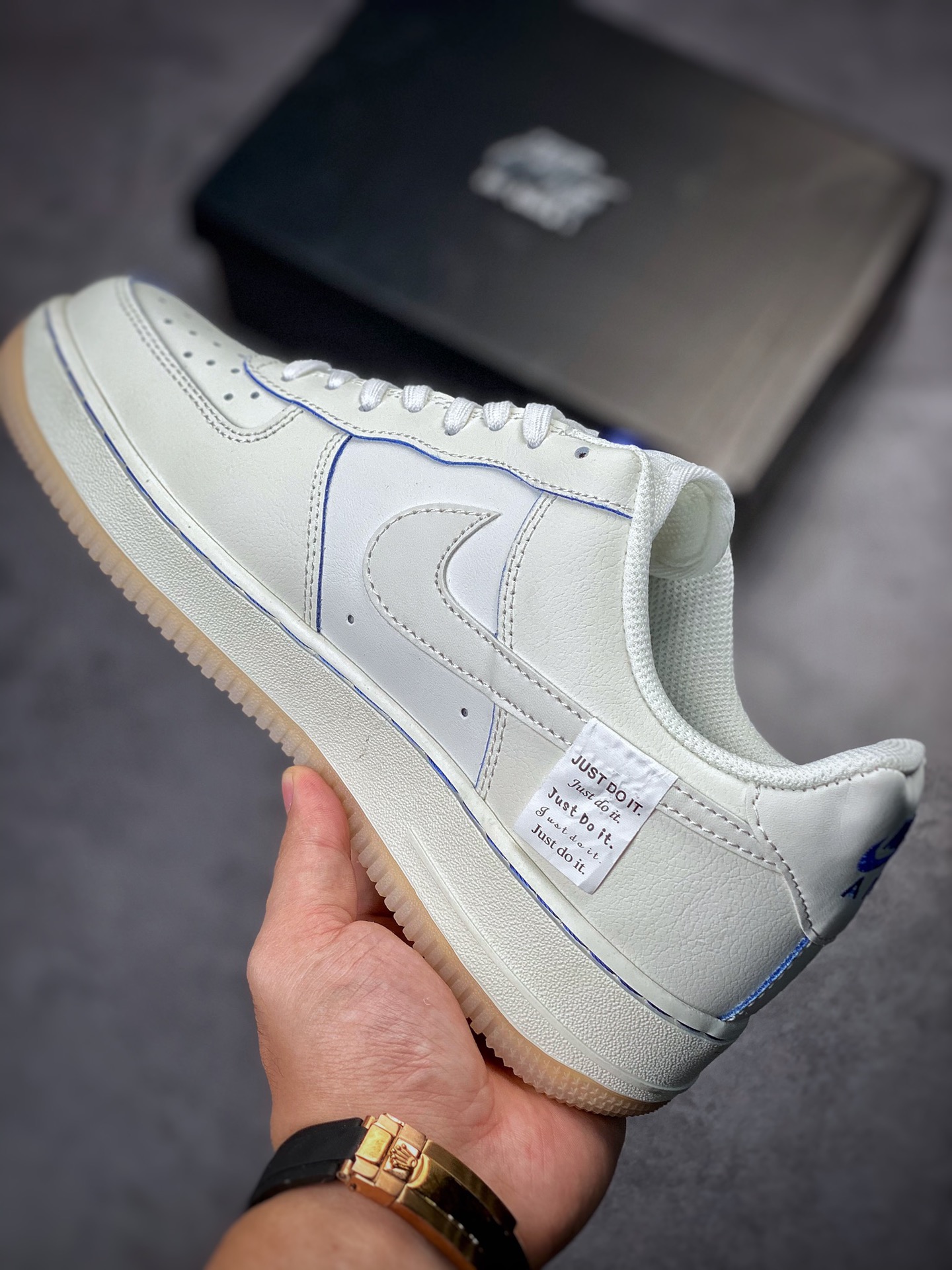 Nike Air Force 1 Low 07 white sapphire blue hook DX1156-001-Top High Quatity Cheap Sneakers Fashion Clothing Clothes Bags handbags Shoes of all Brand wholesale With The best Quality And Beautiful Price from China Factory Chinese suppliers wholesaler seller Nike Air Force 1 Low 07 white sapphire blue hook DX1156-001