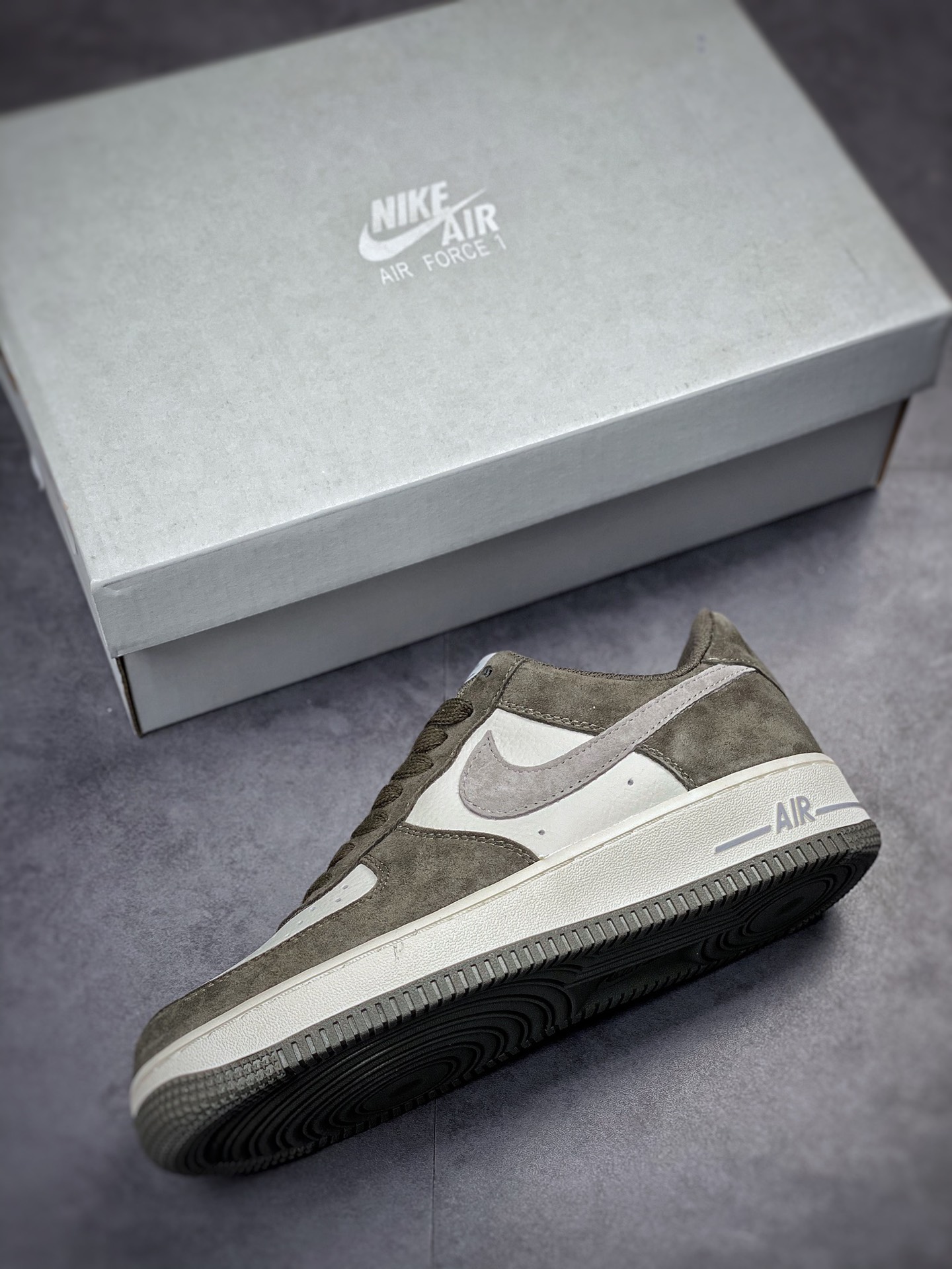 Nike Air Force 1 Low 07 Suede Gray Brown TU6995-396-Top High Quatity Cheap Sneakers Fashion Clothing Clothes Bags handbags Shoes of all Brand wholesale With The best Quality And Beautiful Price from China Factory Chinese suppliers wholesaler seller Nike Air Force 1 Low 07 Suede Gray Brown TU6995-396