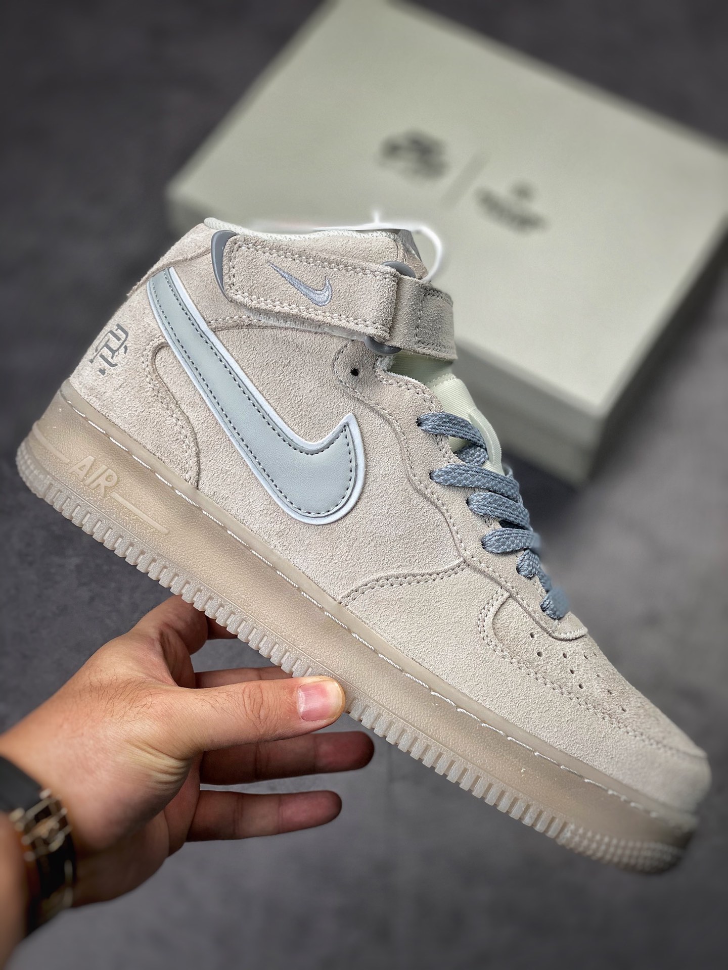 Nike Air Force 1 Mid defending champion sixth generation 3M reflective GB0902-112-Top High Quatity Cheap Sneakers Fashion Clothing Clothes Bags handbags Shoes of all Brand wholesale With The best Quality And Beautiful Price from China Factory Chinese suppliers wholesaler seller Nike Air Force 1 Mid defending champion sixth generation 3M reflective GB0902-112