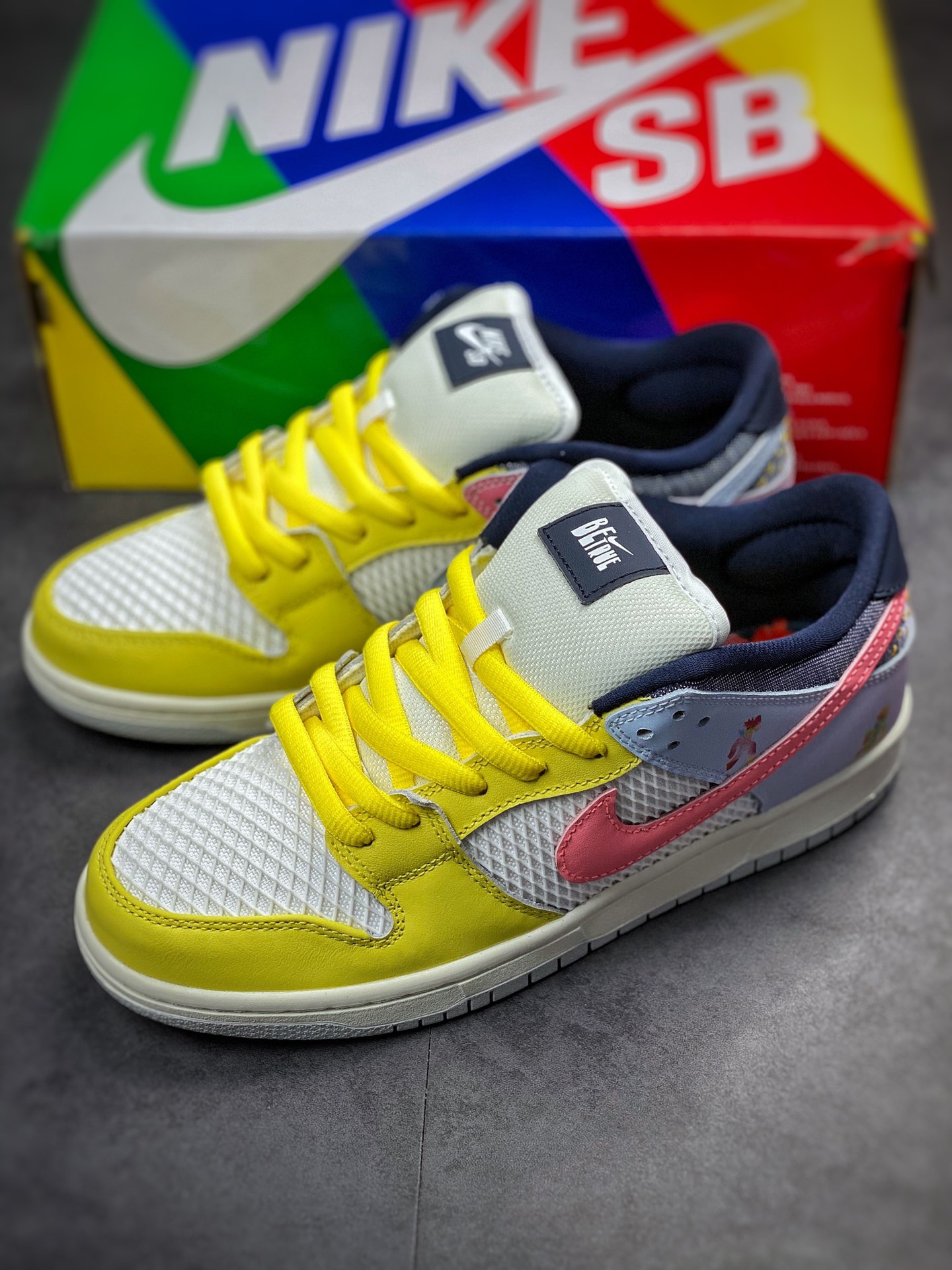 Nike SB Dunk Low PRO Be True Yellow Purple Light Induction DX5933-900-Top High Quatity Cheap Sneakers Fashion Clothing Clothes Bags handbags Shoes of all Brand wholesale With The best Quality And Beautiful Price from China Factory Chinese suppliers wholesaler seller Nike SB Dunk Low PRO Be True Yellow Purple Light Induction DX5933-900
