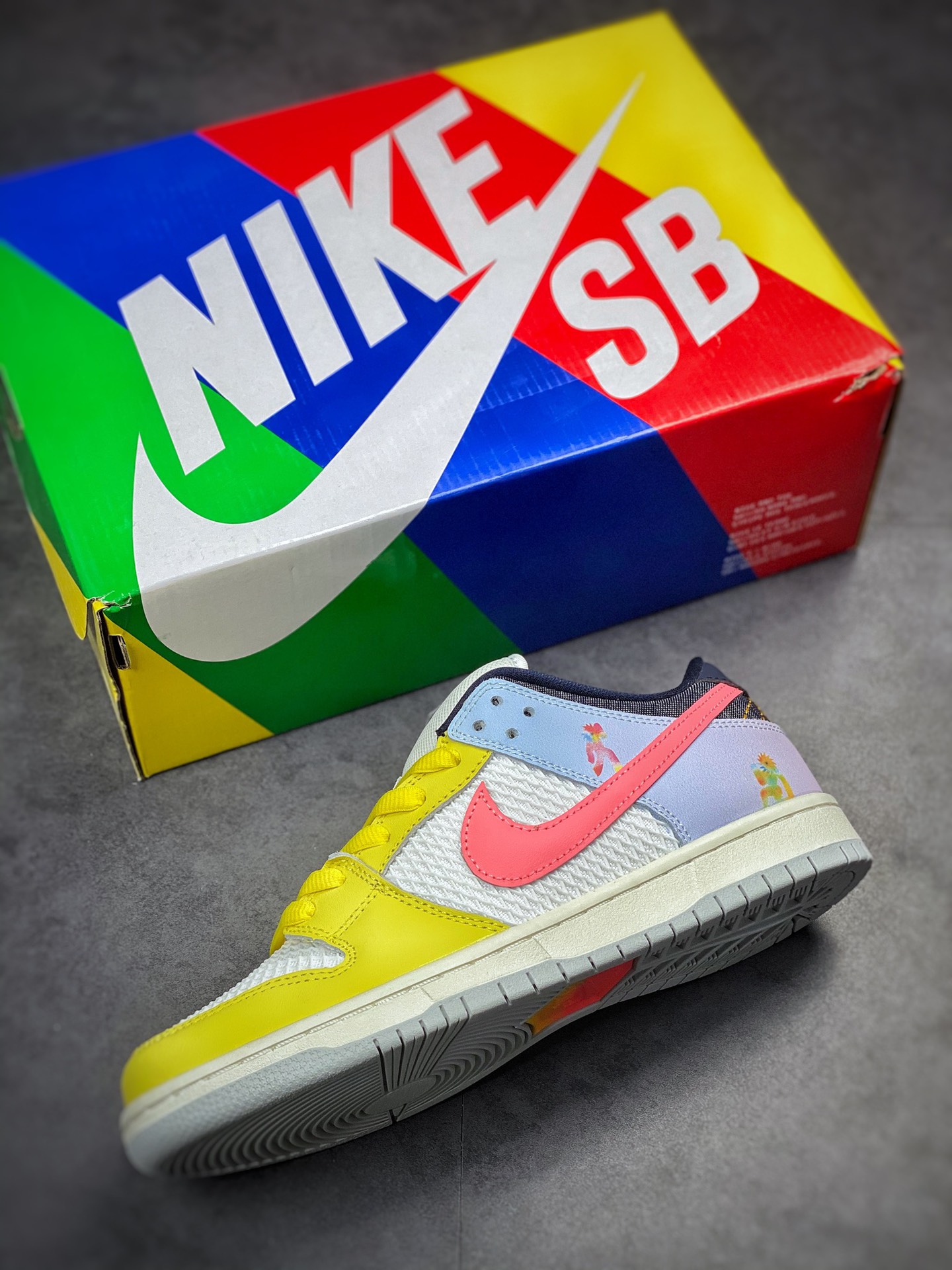 Nike SB Dunk Low PRO Be True Yellow Purple Light Induction DX5933-900-Top High Quatity Cheap Sneakers Fashion Clothing Clothes Bags handbags Shoes of all Brand wholesale With The best Quality And Beautiful Price from China Factory Chinese suppliers wholesaler seller Nike SB Dunk Low PRO Be True Yellow Purple Light Induction DX5933-900