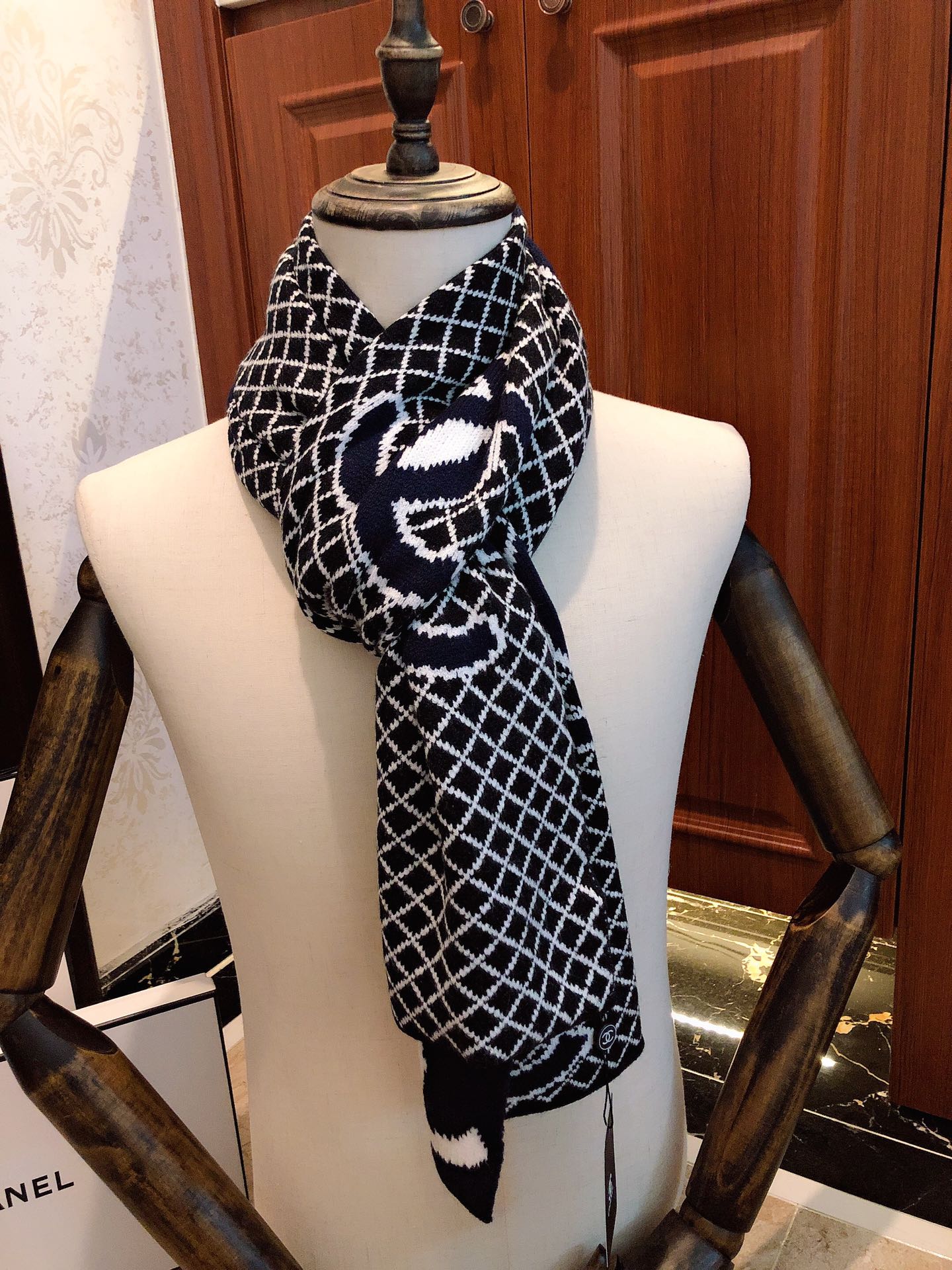 Chanel Haute Couture Silk Twill Scarf Shawl Ref 3