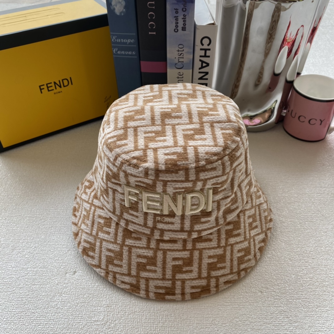Fendi Hats Bucket Hat