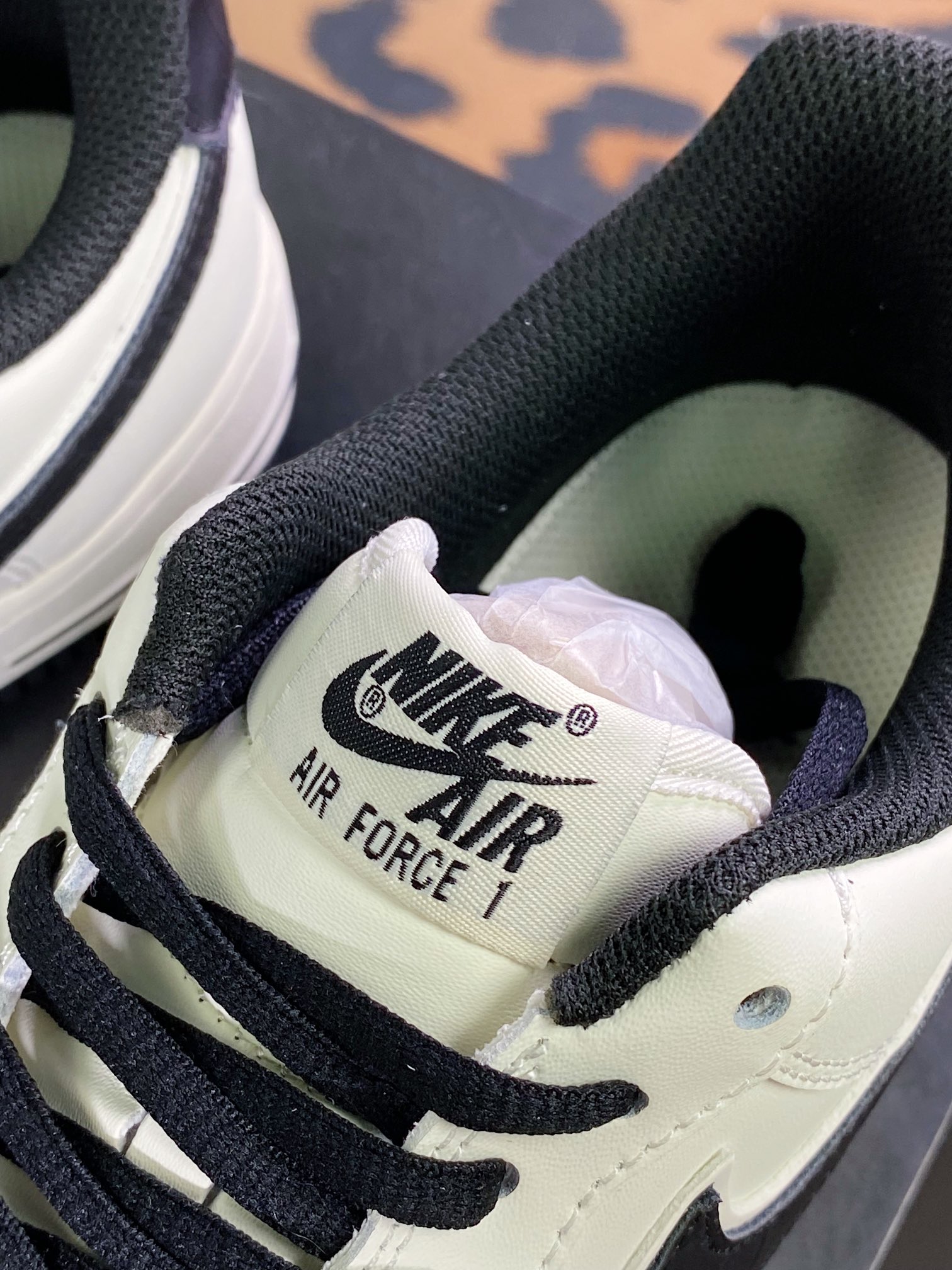 240 Air Force 1 '07 Low ”NYC/White/Silver/Grey”空军一号经典KL4596-336