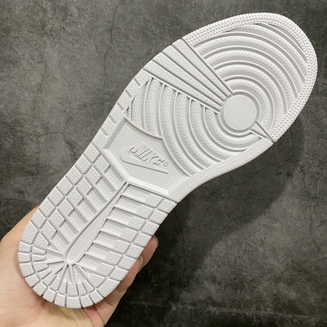 图片[9]-莞产版本Air Jordan AJ1灰银DC1788-029 全新补货版本 非市场特价货 全鞋使用原厂皮料 正确鞋型 裁片清洁度到位 鞋舌为超软荔枝皮 尺码：40-47.5-选品中心