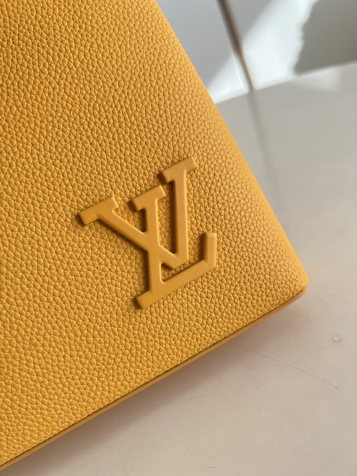 Louis Vuitton Haute Couture Classic Luxury Handbag Shoulder Crossbody 4