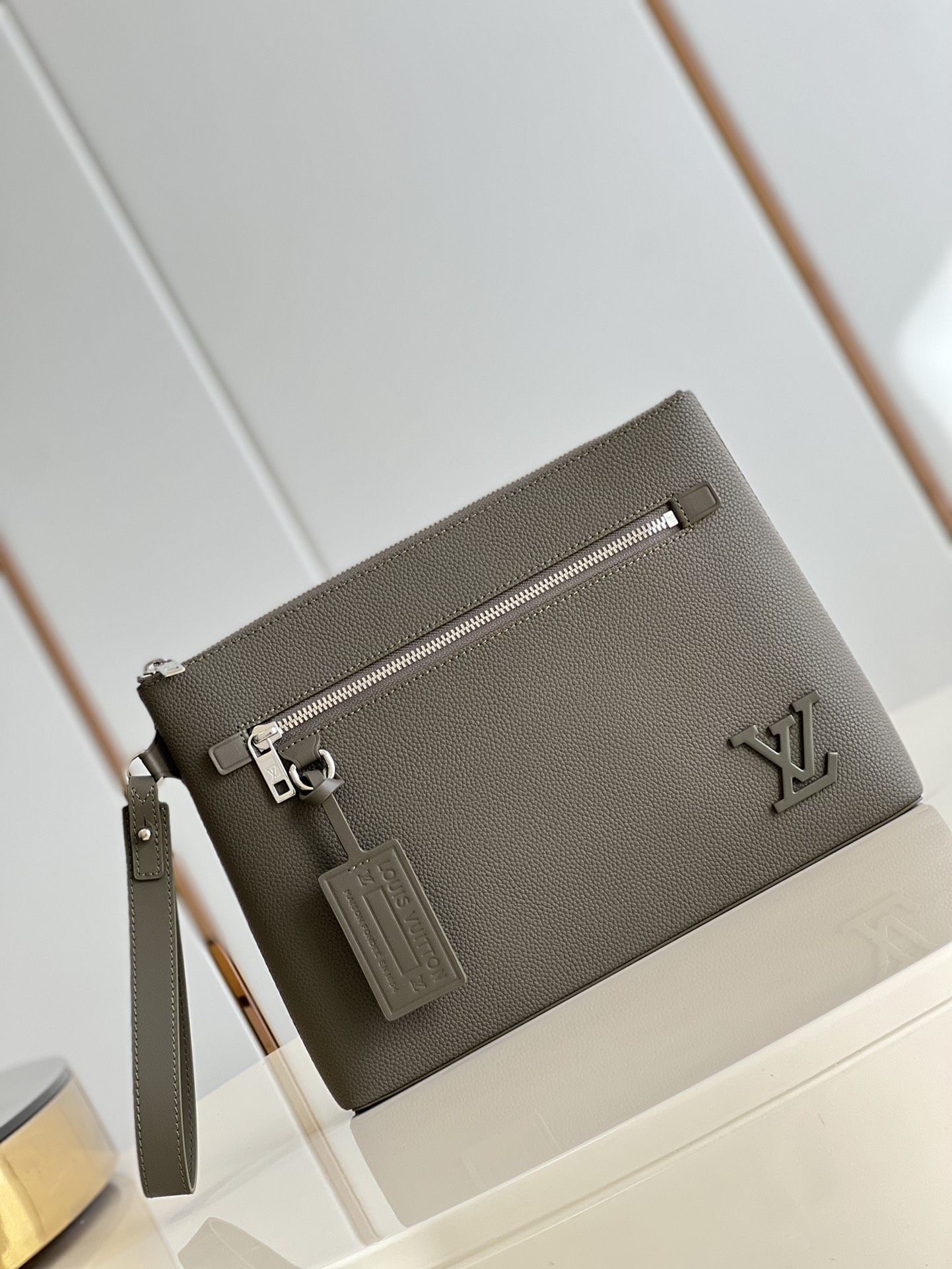 Louis Vuitton Haute Couture Classic Luxury Handbag Shoulder Crossbody 2