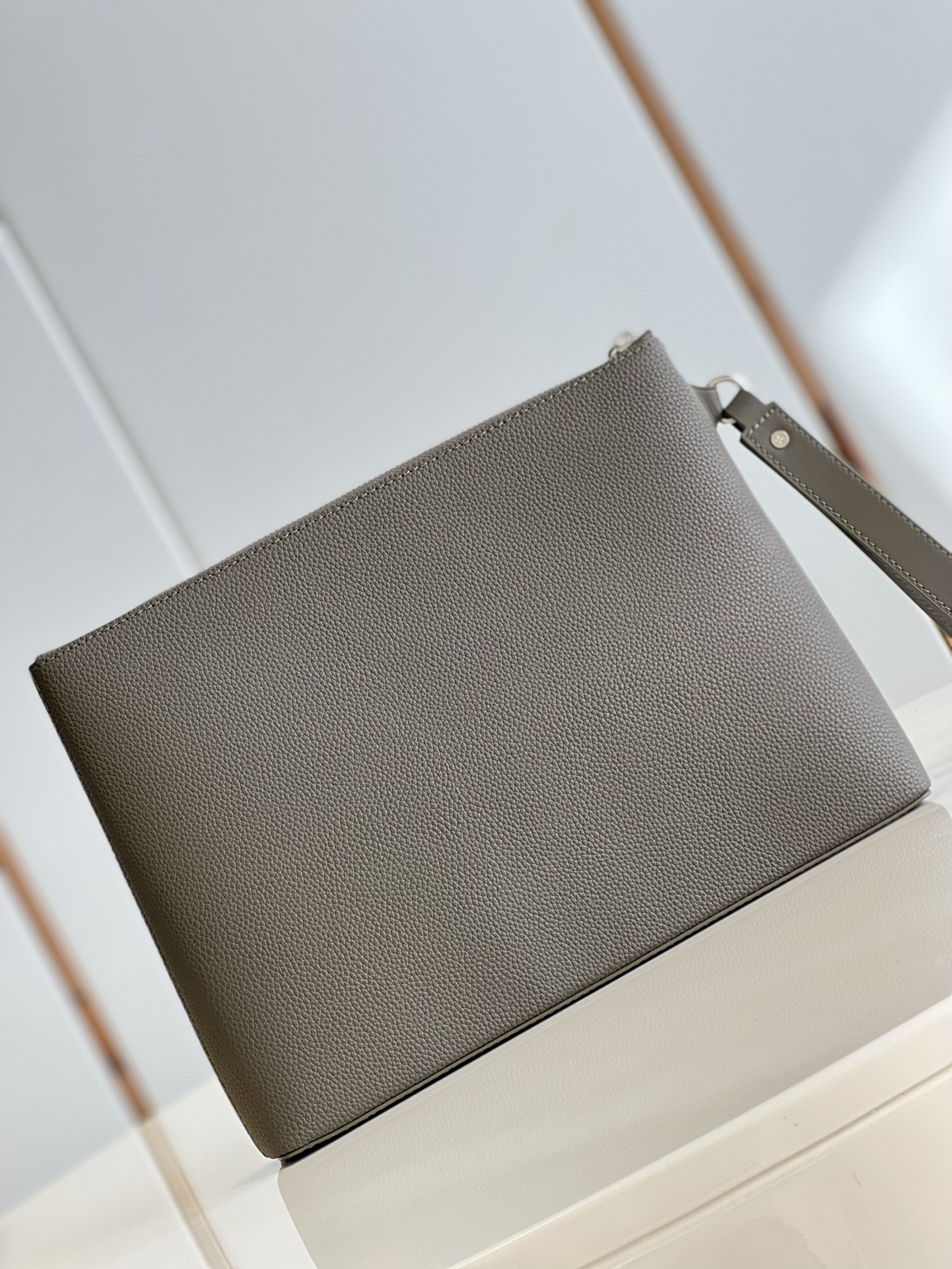 Louis Vuitton Haute Couture Classic Luxury Handbag Shoulder Crossbody 6