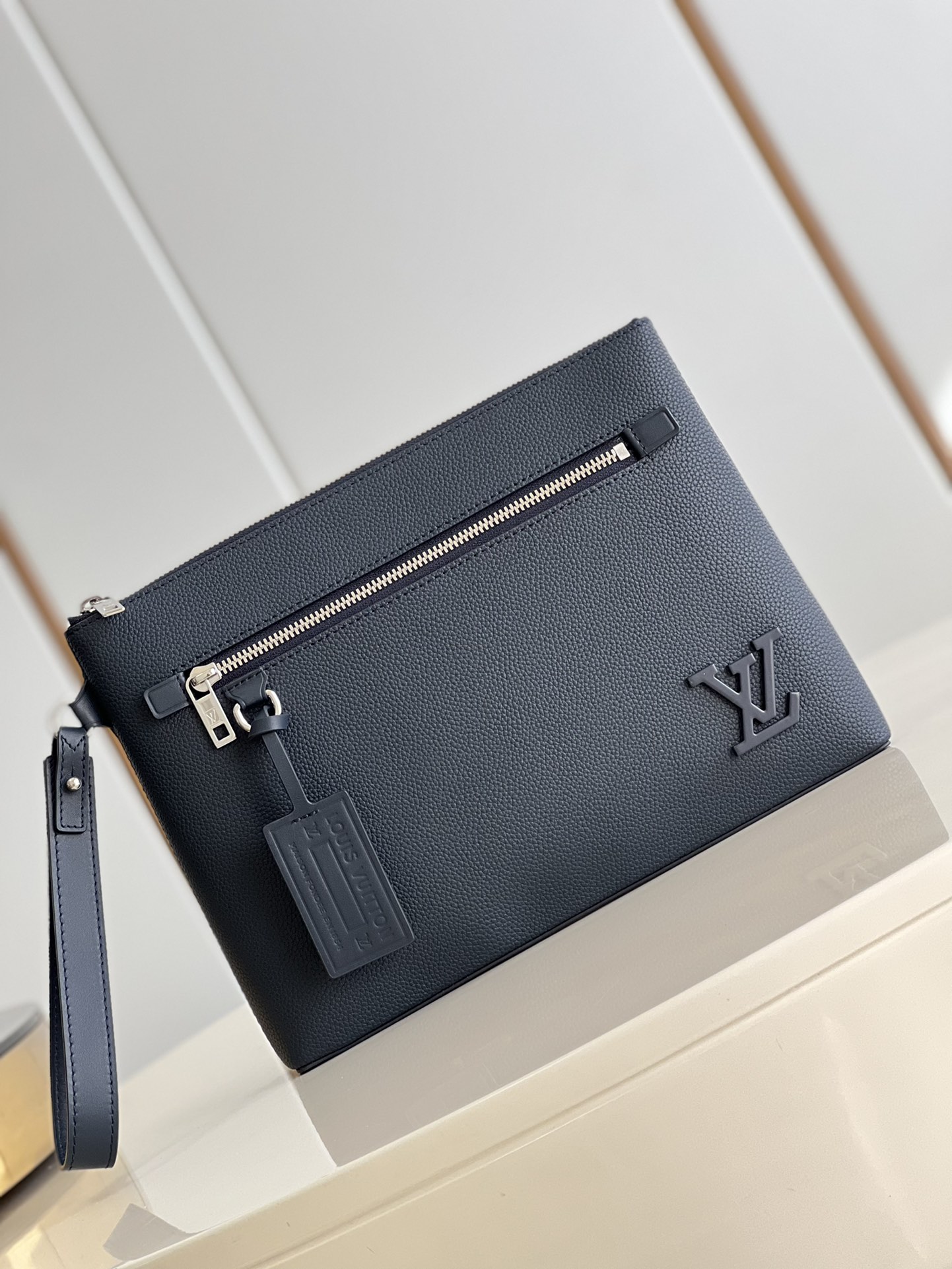 Louis Vuitton Haute Couture Classic Luxury Handbag Shoulder Crossbody 2