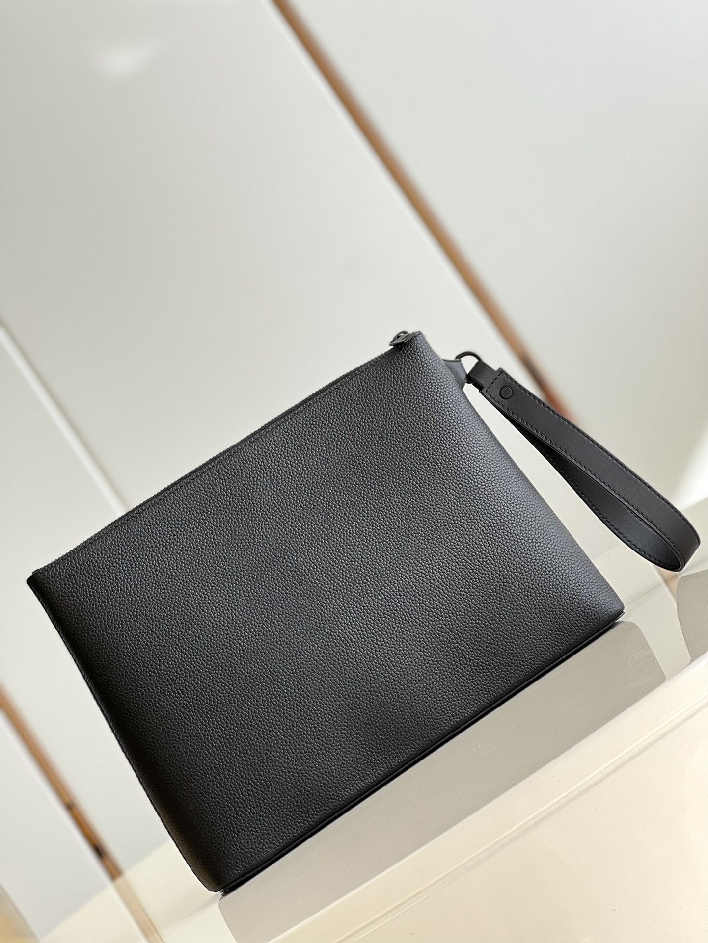 Louis Vuitton Haute Couture Classic Luxury Handbag Shoulder Crossbody 6