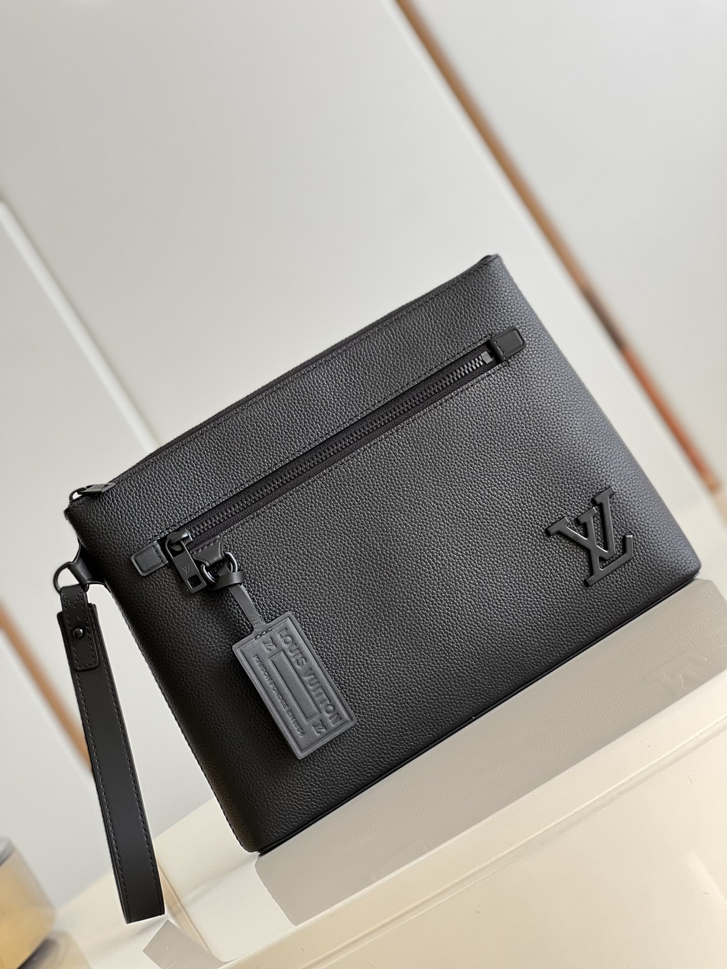 Louis Vuitton Haute Couture Classic Luxury Handbag Shoulder Crossbody 2