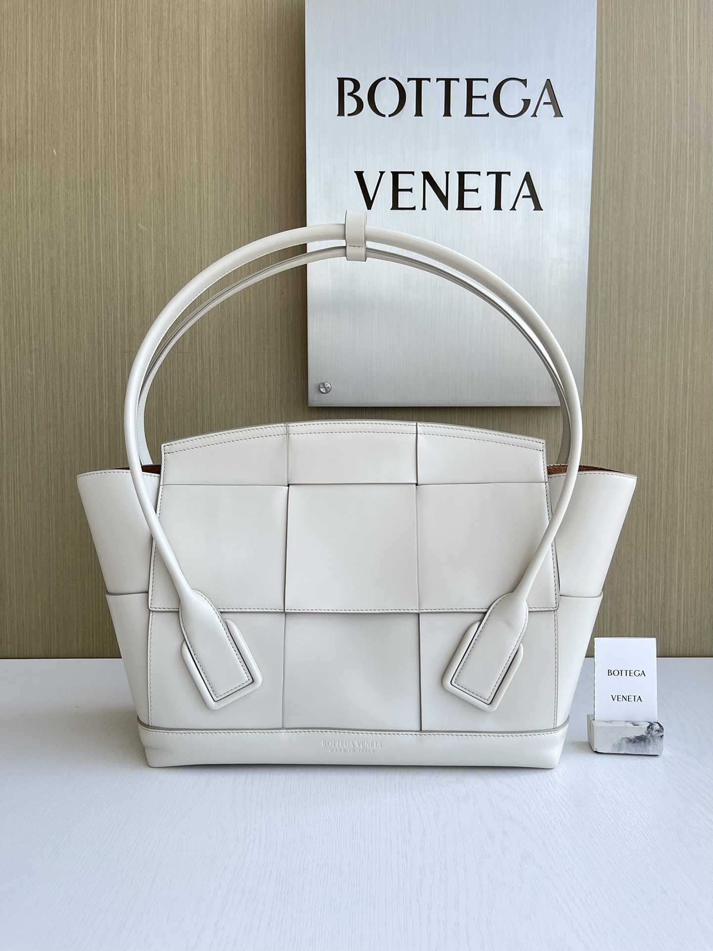 Bottega Veneta Torby Tote Siatka Skóra cielęca krowia Tkanie