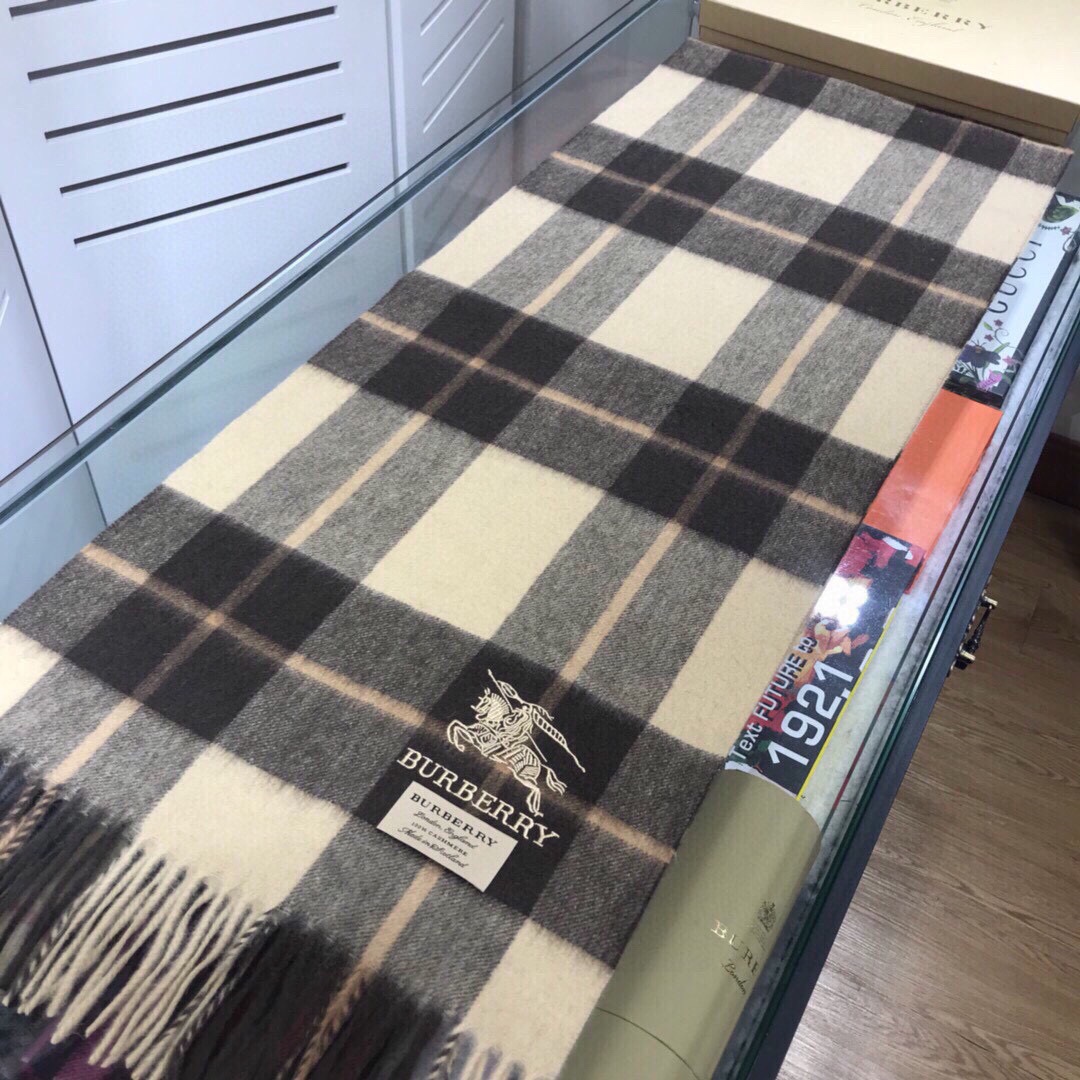 # Burberry scarf - 图片 4