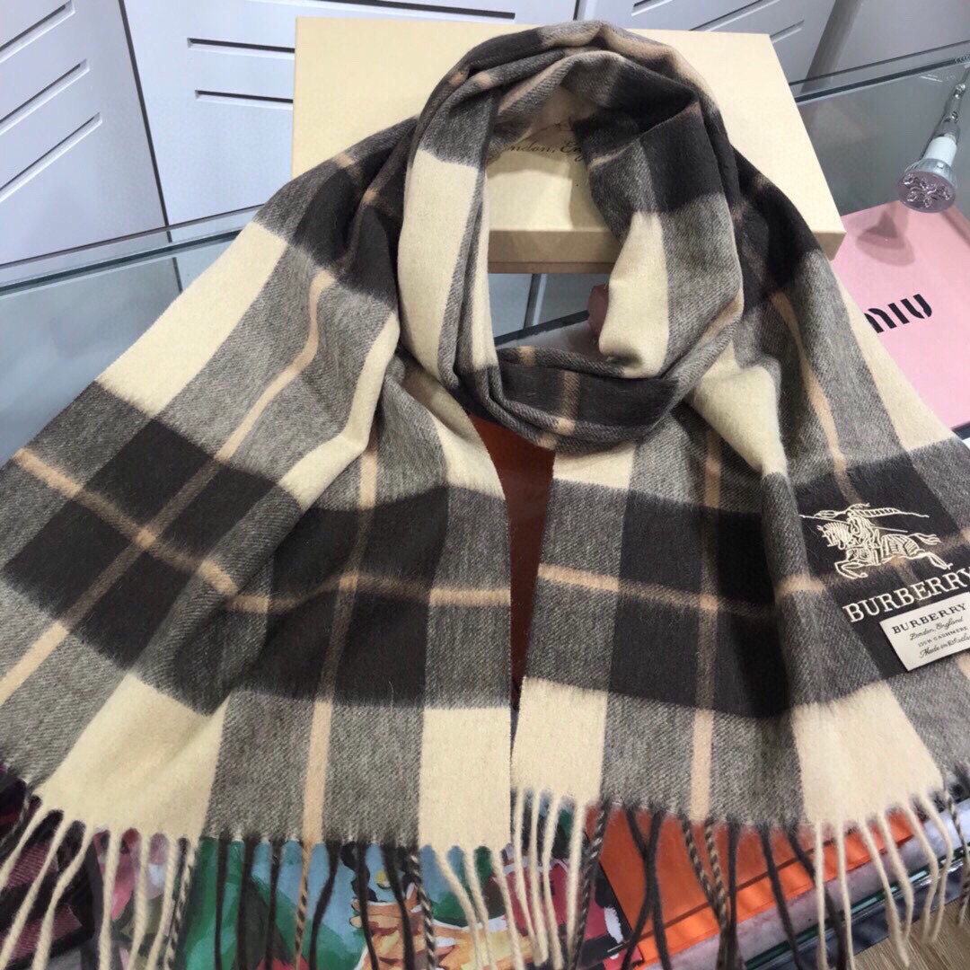 # Burberry scarf - 图片 8