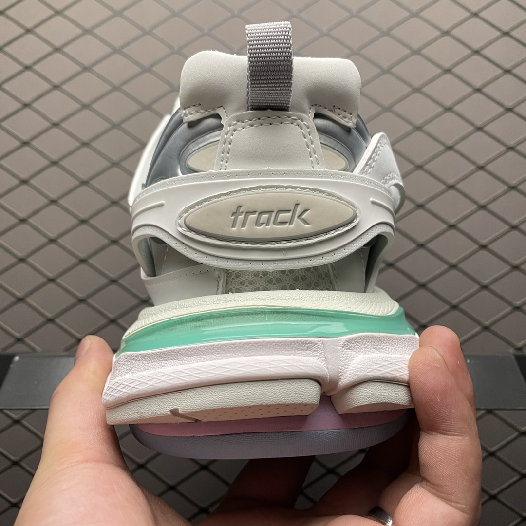 Balenciaga巴黎世家Trac