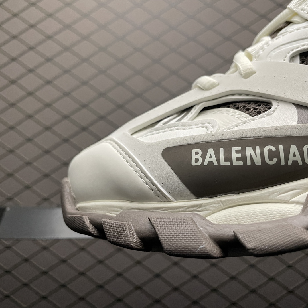 Balenciaga巴黎世家Trac