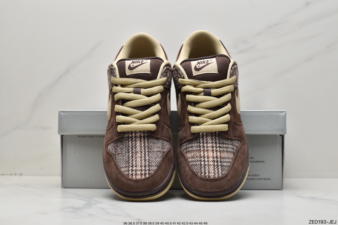 260 Stussy x SB Dunk Low Pro ”Cherry” 棕色低帮滑板鞋304292-223