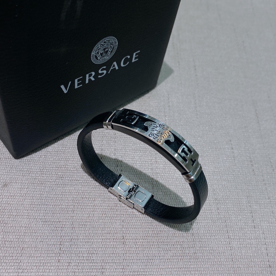 Versace Jewelry Bracelet Set With Diamonds Cowhide