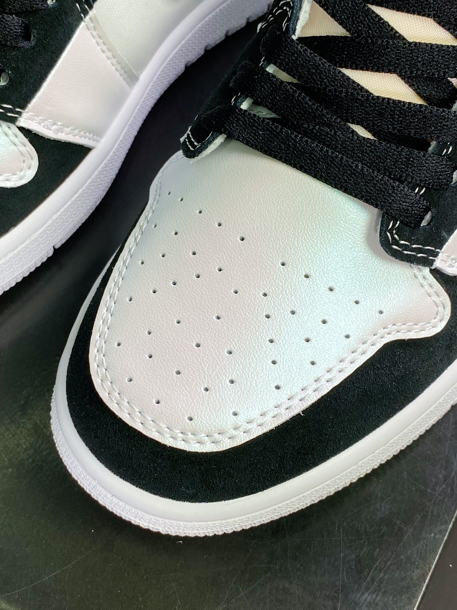 200  Air Jordan 1 Low SE Craft”Nside Out”AJ1乔丹一代低帮DN1635-102