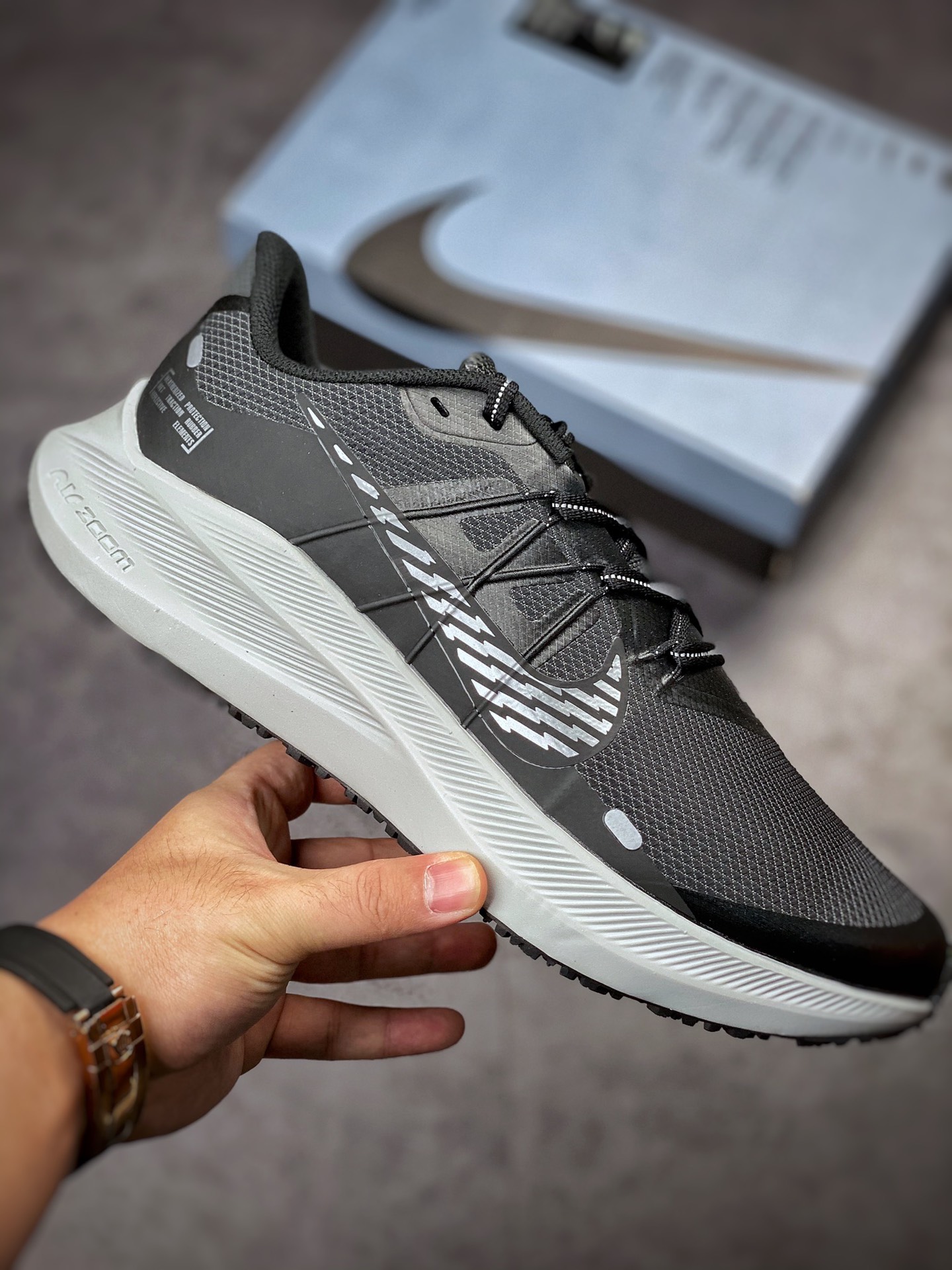 190 Nike Air Zoom Winflo 7 SHELD 网透面气训跑练步鞋 CU3870-001