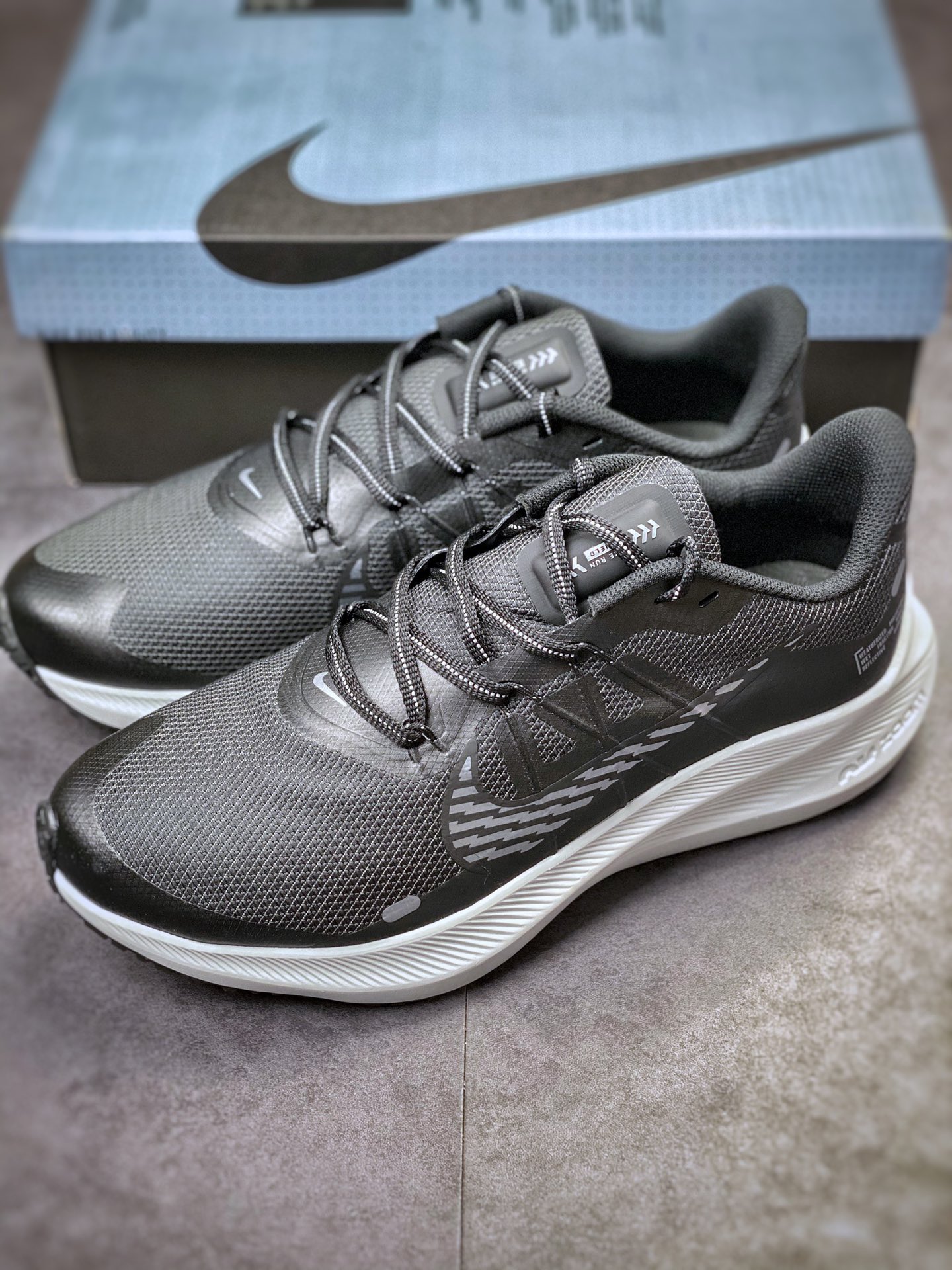 190 Nike Air Zoom Winflo 7 SHELD 网透面气训跑练步鞋 CU3870-001