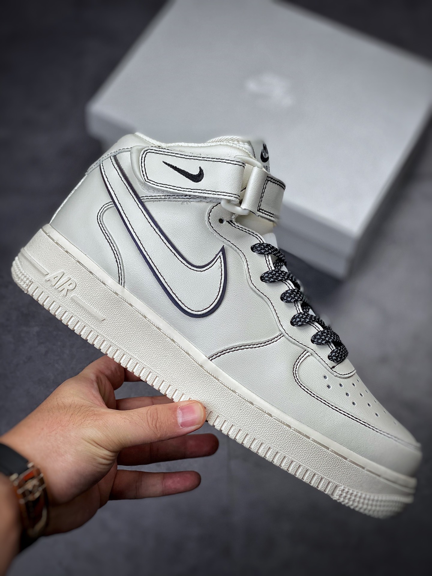 250 Nike Air Force 1 Mid 兔八哥白黑3M BY6899-693