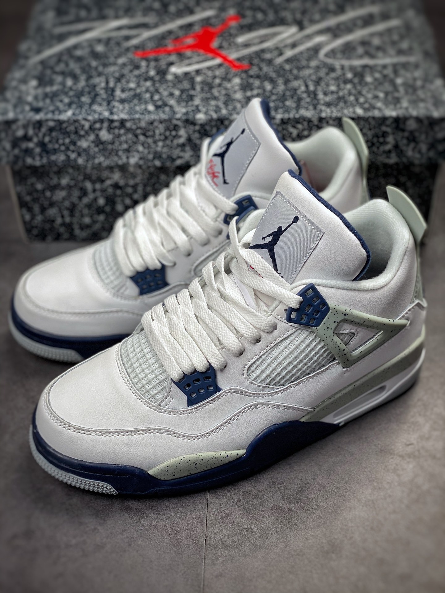 240 Air Jordan 4 Retro 午夜蓝 DH6927-140