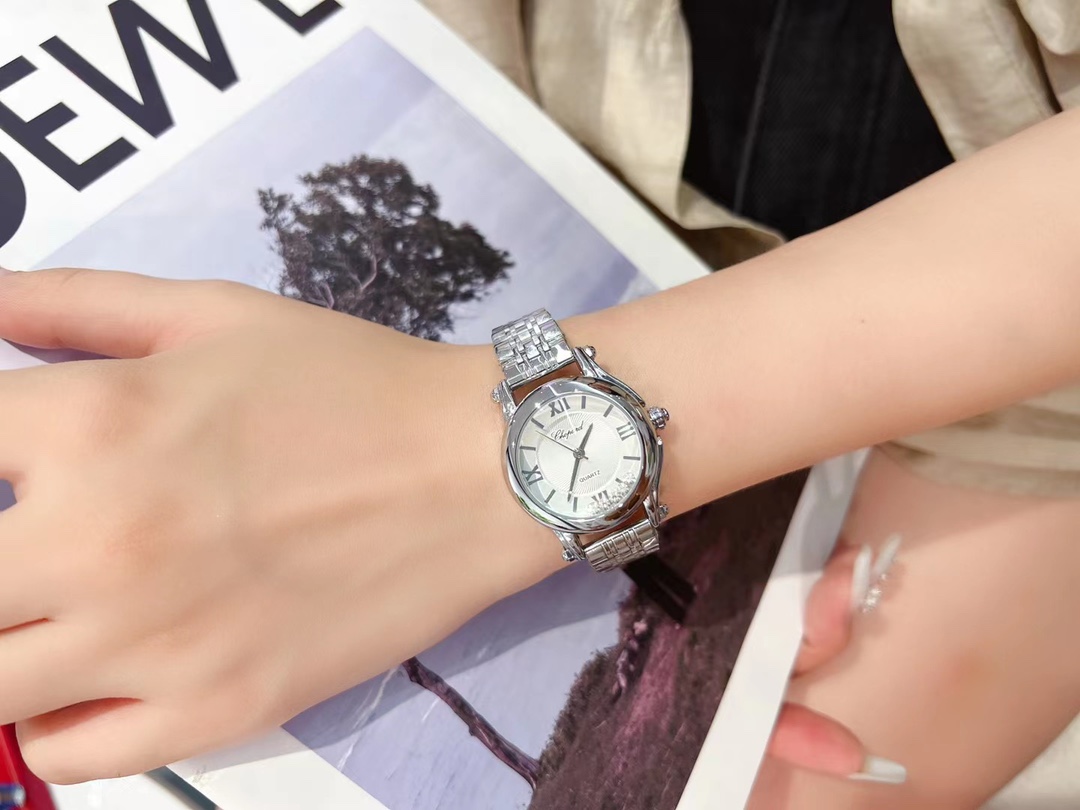 Chopin-Chopard Happy Diamond: Popular Women’s Watch with Gold and Diamonds - 图片 6