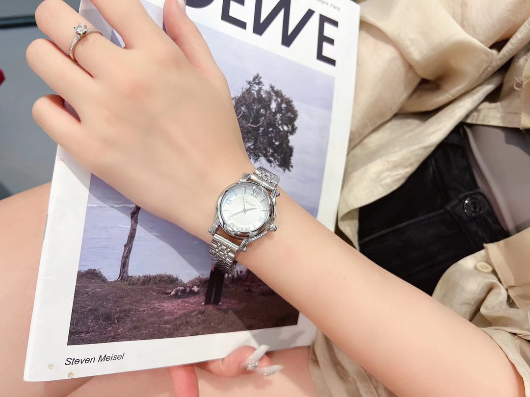 Chopin-Chopard Happy Diamond: Popular Women’s Watch with Gold and Diamonds - 图片 2