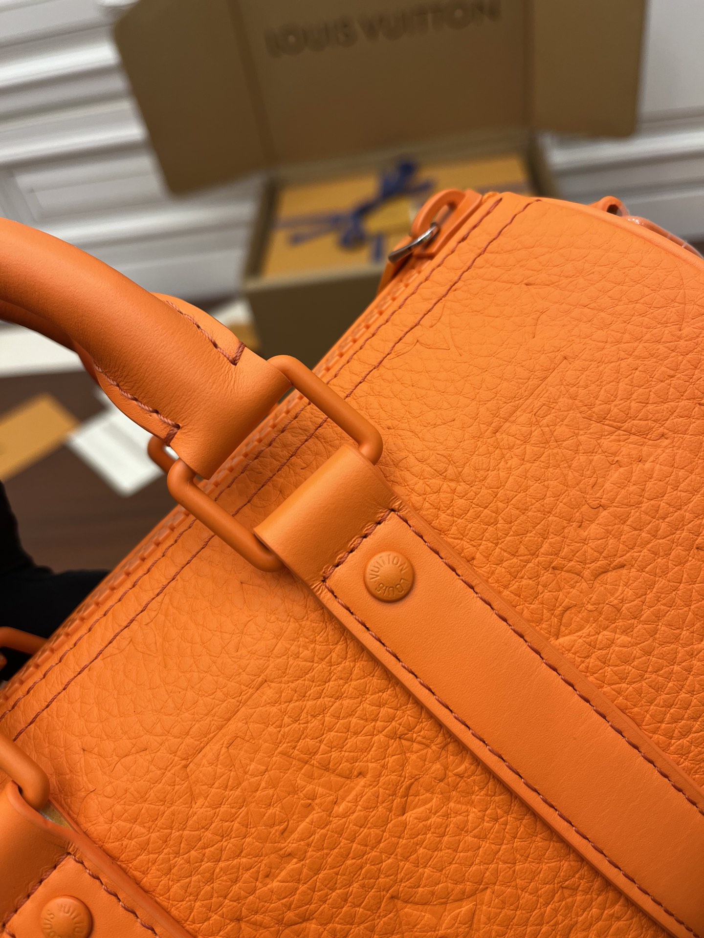 路易威登 Louis Vuitton 高定典藏名品高定成衣时装外套连衣裙衬衫T恤 #EC400568 4