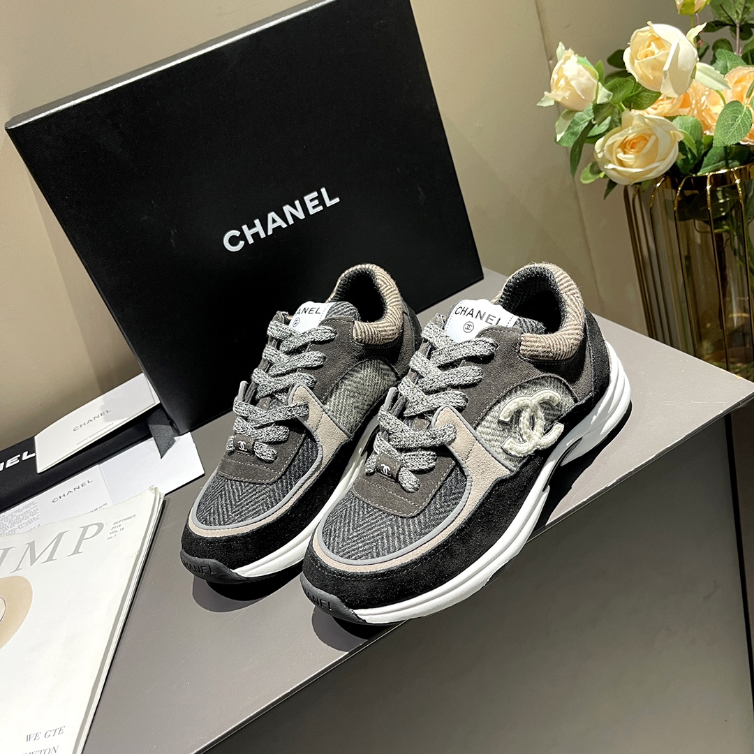 NO:245736,Women/Men Ch@nel 22K Coarse woolen couple sneakers Big hits Matching coats, sweaters are also super good-looking. Mixed fabric woolen and linen   high mercerized beef velvet. Multiple color combinations   reflective edges Design sense Breathable and comfortable inner Fashionable essence must be entered. Sizes of women 35~41, 39~45 (female 42, 45, 46, no return or replacement) Ch@nel 22K Coarse woolen couple sneakers Big hits Matching coats, sweaters are also super good-looking. Mixed fabric woolen and linen   high mercerized beef velvet. Multiple color combinations   reflective edges Design sense Breathable and comfortable inner Fashionable essence must be entered. Sizes of women 35~41, 39~45 (female 42, 45, 46, no return or replacement) Ch@nel 22K Coarse woolen couple sneakers  Big hits, the sweater is also super good-looking when paired with coats, the blend of fabric tweed and linen   high mercerized beef velvet. Various color-blocking   reflective edges. Breathable and comfortable inner. Fashionable essence must be entered. Sizes of women 35~41, men 39~45 (female 42, men 45, 46, no return or exchange) Ch@nel 22K thick wool couple sneakers. Big hits of clothes. Matched coats, the sweater is also super good-looking when paired with coats, the sweater is also super good-looking when mixing fabric tweed and linen   high mercerized beef velvet. Multiple color-blocking   reflective edges. Breathable and comfortable inner. Fashionable essence must be entered. Sizes of women 35~41, men 39~45 (female 42, men 45, 46, no return or exchange) Ch@nel 22K thick wool couple sneakers. Big hits of clothes, the sweater is also super good-looking when paired with coats, the sweater is also super good-looking when paired with coats  The blend of fabric tweed and linen   high mercerated beef velvet. The design sense of multiple color combinations   reflective edge materials. Breathable and comfortable inner. The must-enter fashionable essence. The size number is 35~41 for women, 39~45 for men (42 for women, 45, 46 for men, and no return or exchange) Ch@nel 22K thick wool couple sneakers. The big hit style. The combination of coats and sweaters is also super good-looking. The mix of fabric tweed and linen   high mercerated beef velvet. The design sense of multiple color combinations   reflective edge materials. Breathable and comfortable inner. The must-enter fashionable essence. The size number is 35~41 for women, 39~45 for men (42 for women, 45, 46 for men, and no return or exchange), casual shoes/sports, sneakers, sweaters19860909女/男 Ch@nel 22K 粗花毛呢情侣款运动鞋 大爆款 搭配大衣,毛衣也超级好看 面料呢子和亚麻的混合 高丝光牛绒 多种拼色 反光边料的设计感 透气舒适内里 时髦精必入 码数女35～41,男39～45（女42,男45、46,不退不换） Ch@nel 22K 粗花毛呢情侣款运动鞋 大爆款 搭配大衣,毛衣也超级好看 面料呢子和亚麻的混合 高丝光牛绒 多种拼色 反光边料的设计感 透气舒适内里 时髦精必入 码数女35～41,男39～45（女42,男45、46,不退不换） Ch@nel 22K 粗花毛呢情侣款运动鞋 大爆款 搭配大衣,毛衣也超级好看 面料呢子和亚麻的混合 高丝光牛绒 多种拼色 反光边料的设计感 透气舒适内里 时髦精必入 码数女35～41,男39～45（女42,男45、46,不退不换） Ch@nel 22K 粗花毛呢情侣款运动鞋 大爆款 搭配大衣,毛衣也超级好看 面料呢子和亚麻的混合 高丝光牛绒 多种拼色 反光边料的设计感 透气舒适内里 时髦精必入 码数女35～41,男39～45（女42,男45、46,不退不换） Ch@nel 22K 粗花毛呢情侣款运动鞋 大爆款 搭配大衣,毛衣也超级好看 面料呢子和亚麻的混合 高丝光牛绒 多种拼色 反光边料的设计感 透气舒适内里 时髦精必入 码数女35～41,男39～45（女42,男45、46,不退不换） Ch@nel 22K 粗花毛呢情侣款运动鞋 大爆款 搭配大衣,毛衣也超级好看 面料呢子和亚麻的混合 高丝光牛绒 多种拼色 反光边料的设计感 透气舒适内里 时髦精必入 码数女35～41,男39～45（女42,男45、46,不退不换）,休闲鞋/运动鞋,sneakers,sweaters,Women's Shoes