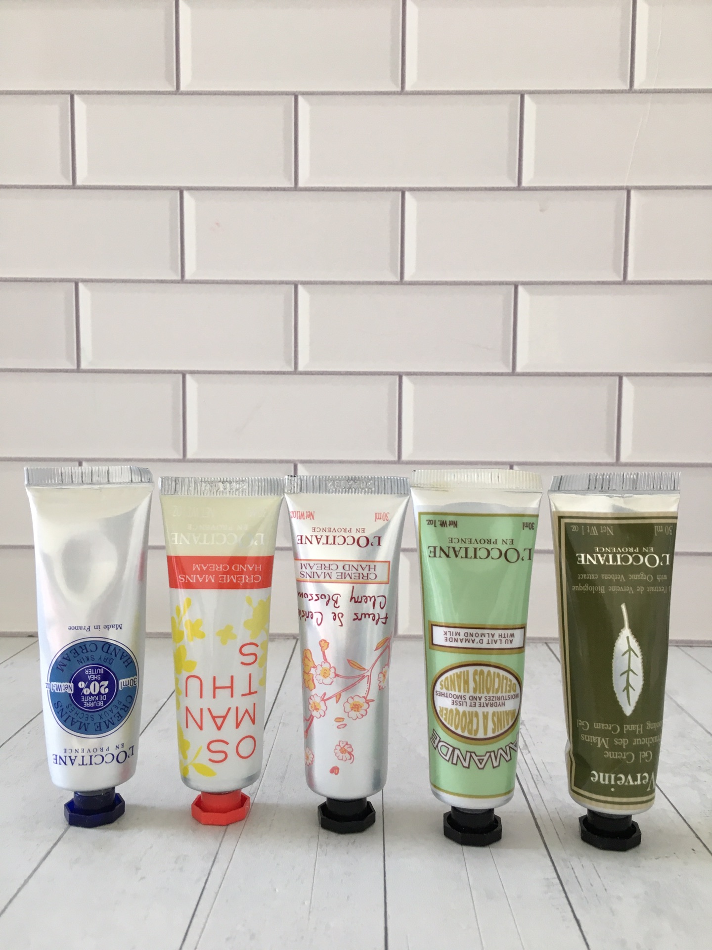 L'Occitane Travel Exclusive Hand Cream Collection, 5 x 30ml 4 i1667210727 1269 3